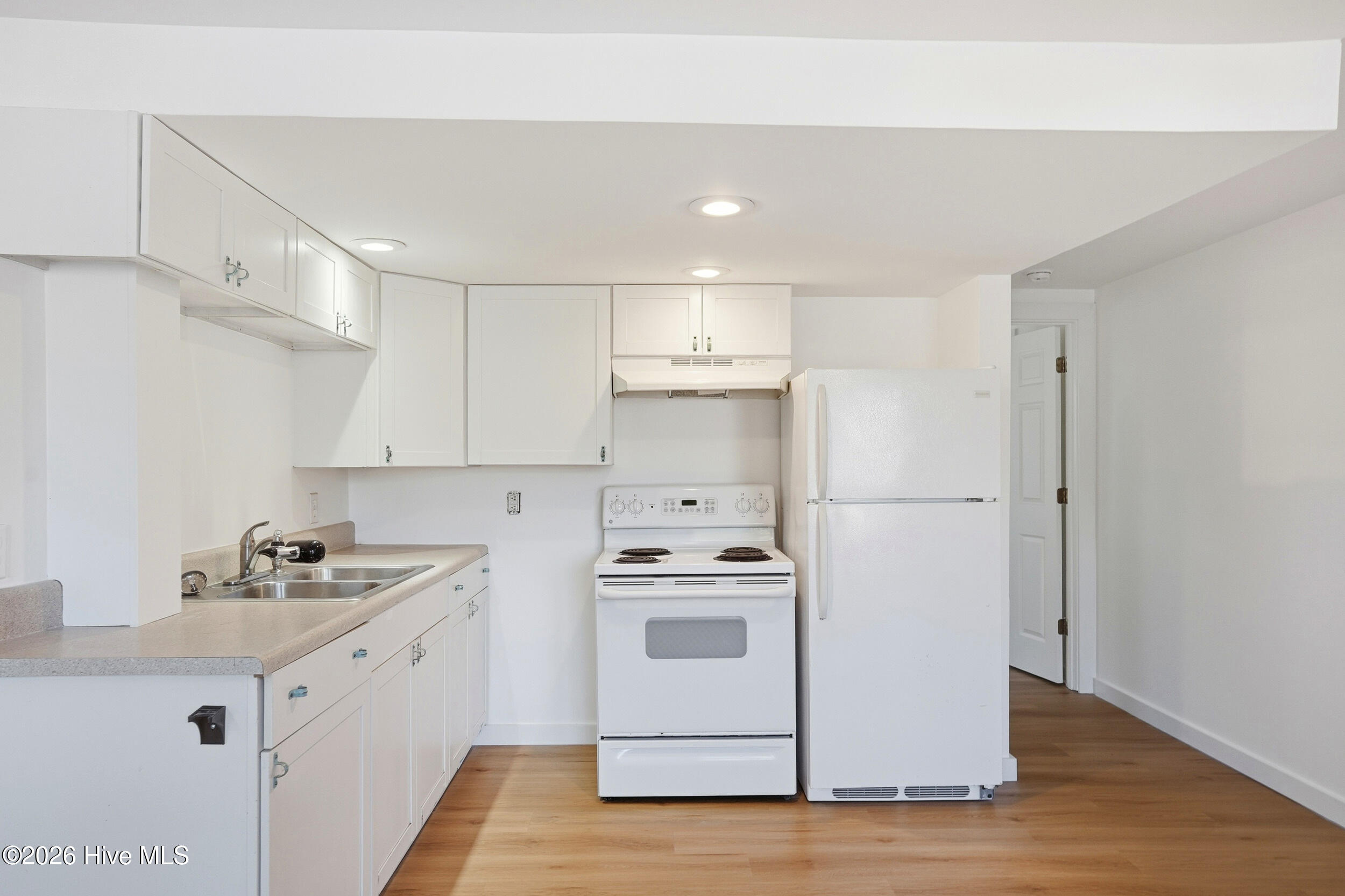 100552223 | Photo 20