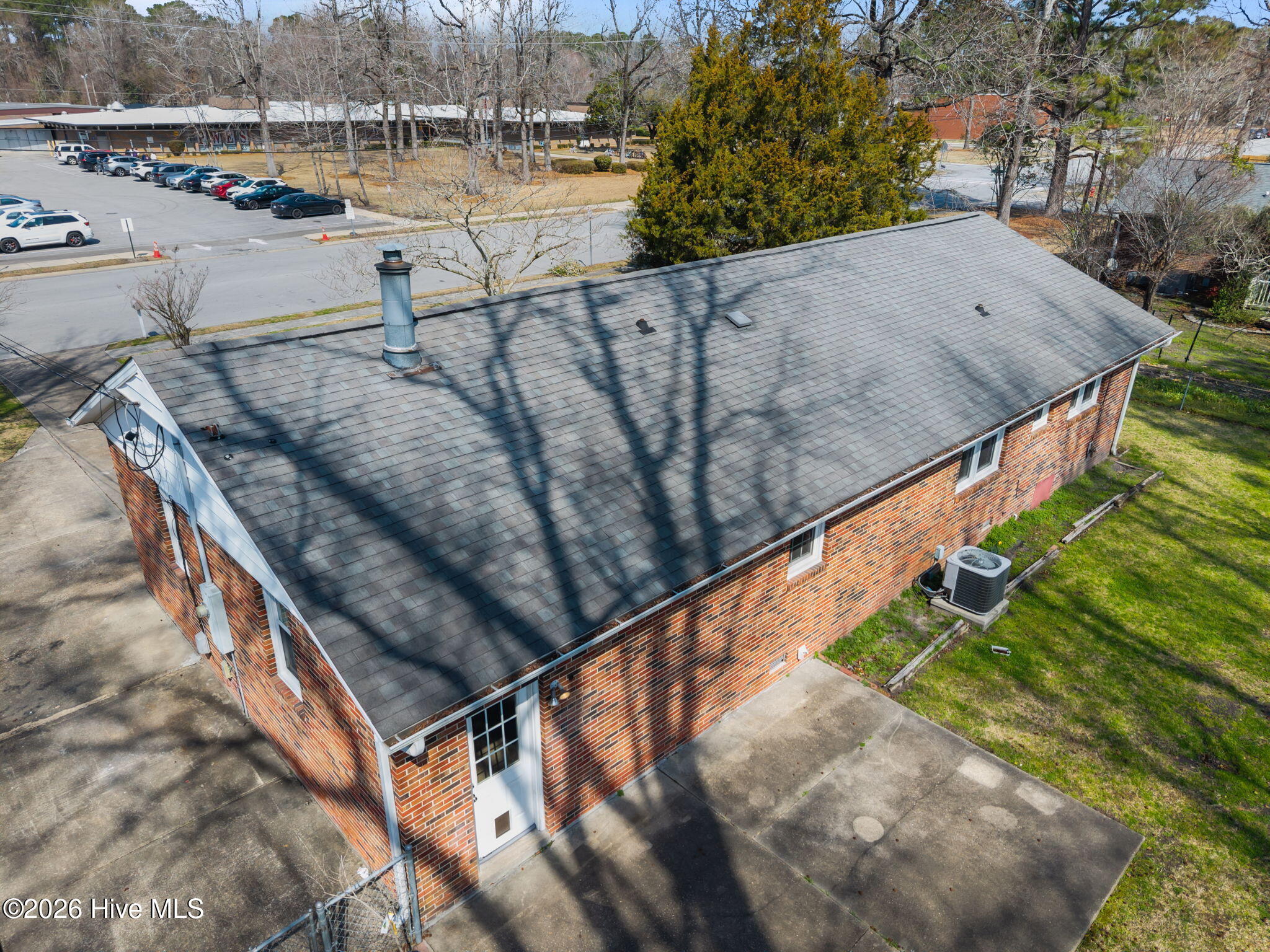 100558216 | Photo 38