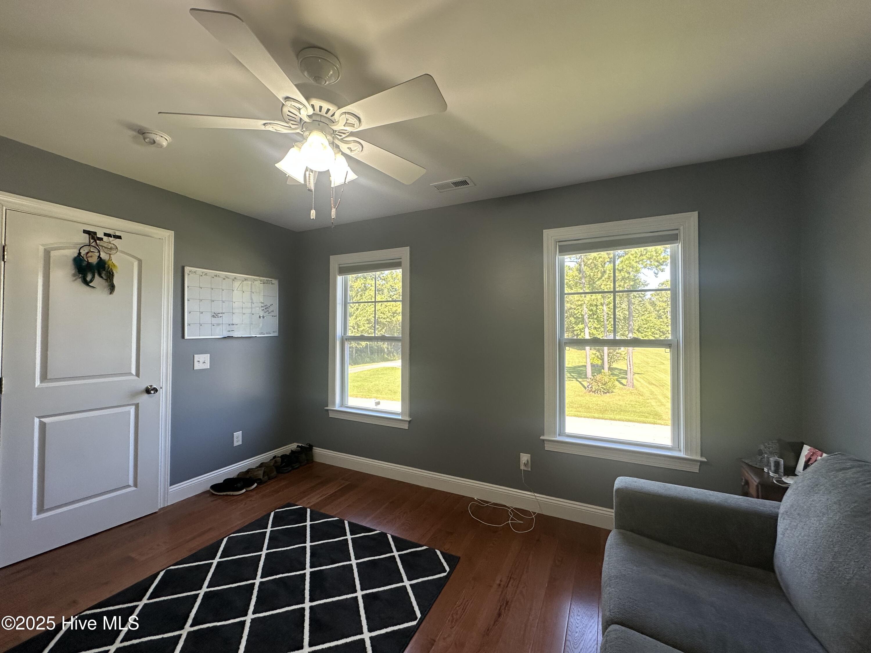 100551344 | Photo 36