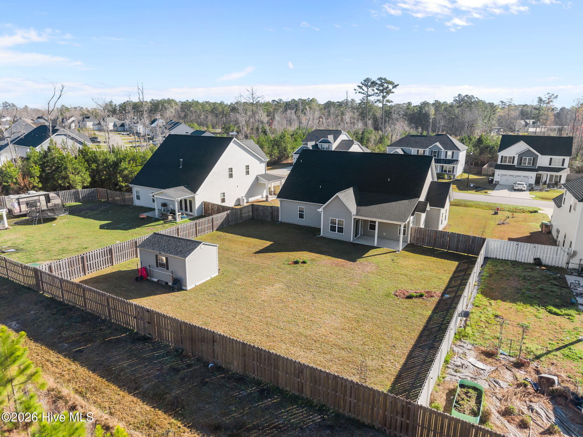 100561357 | Photo 45