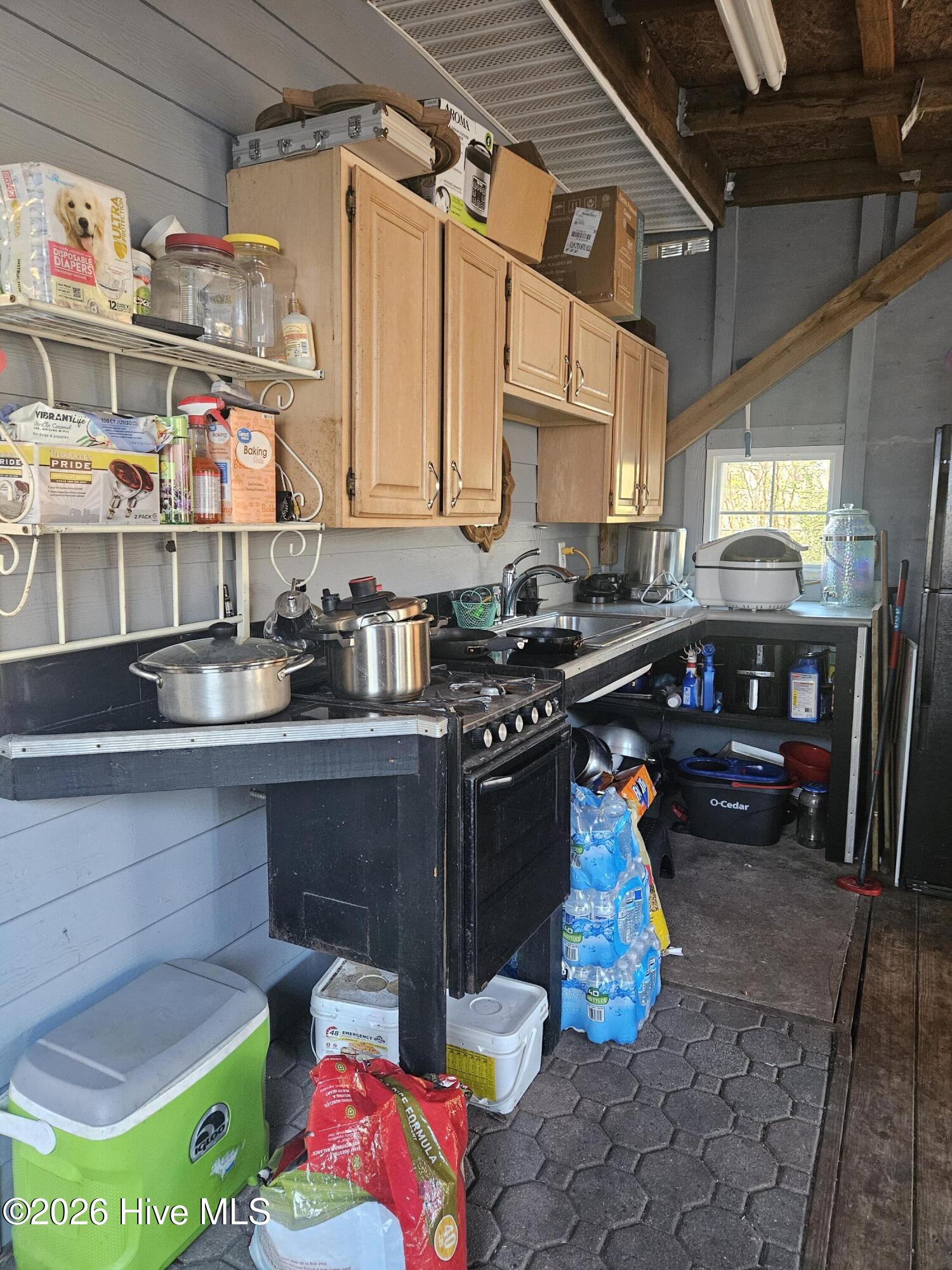 100550080 | Photo 25