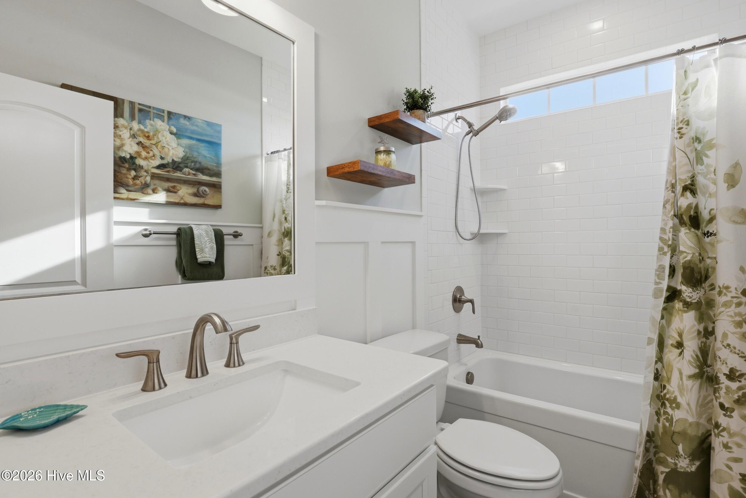 100562298 | Photo 52