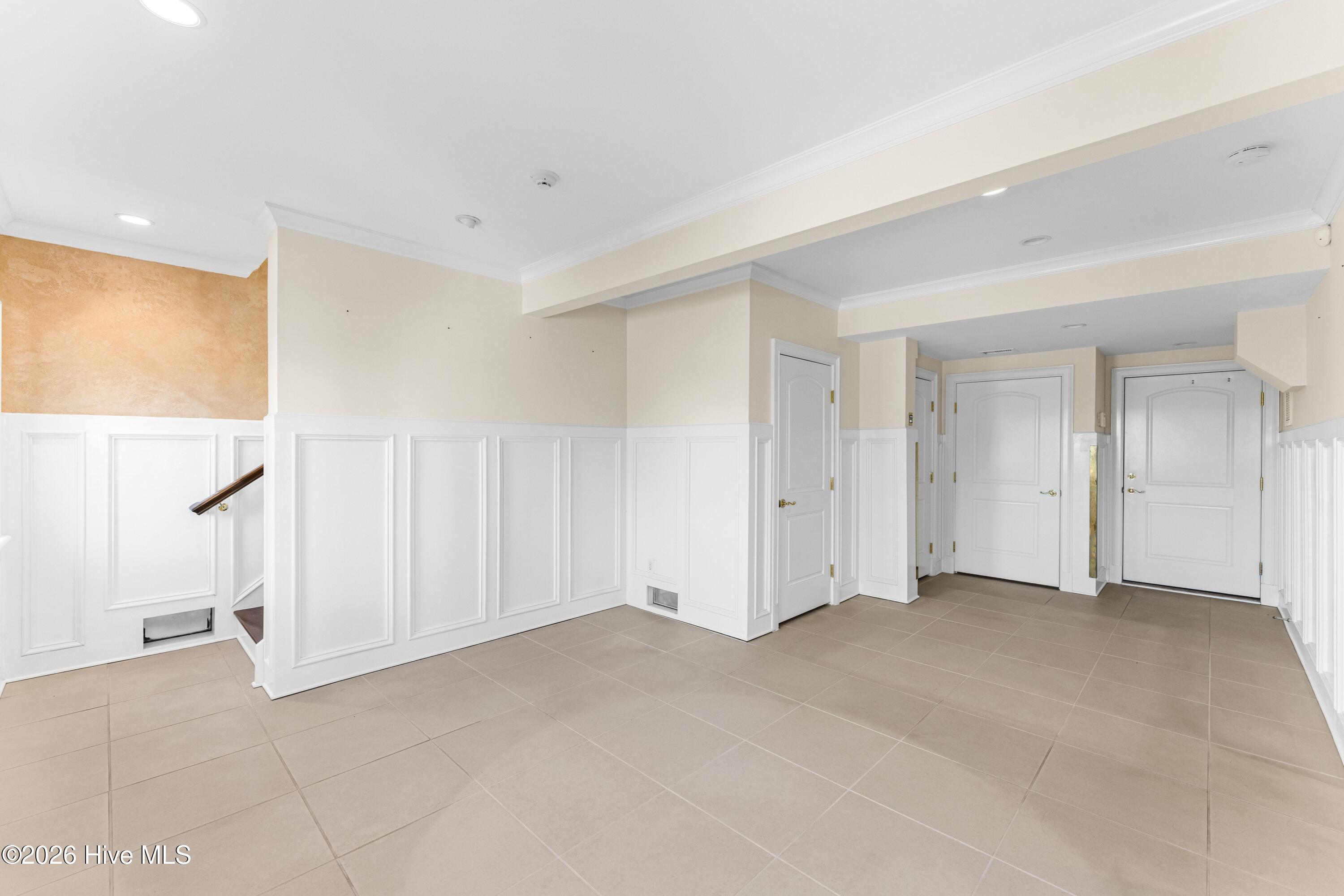 100557099 | Photo 42