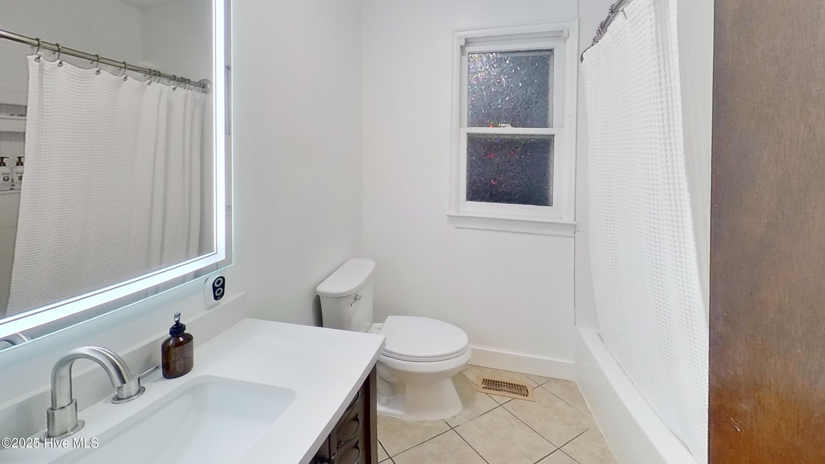 100544095 | Photo 39