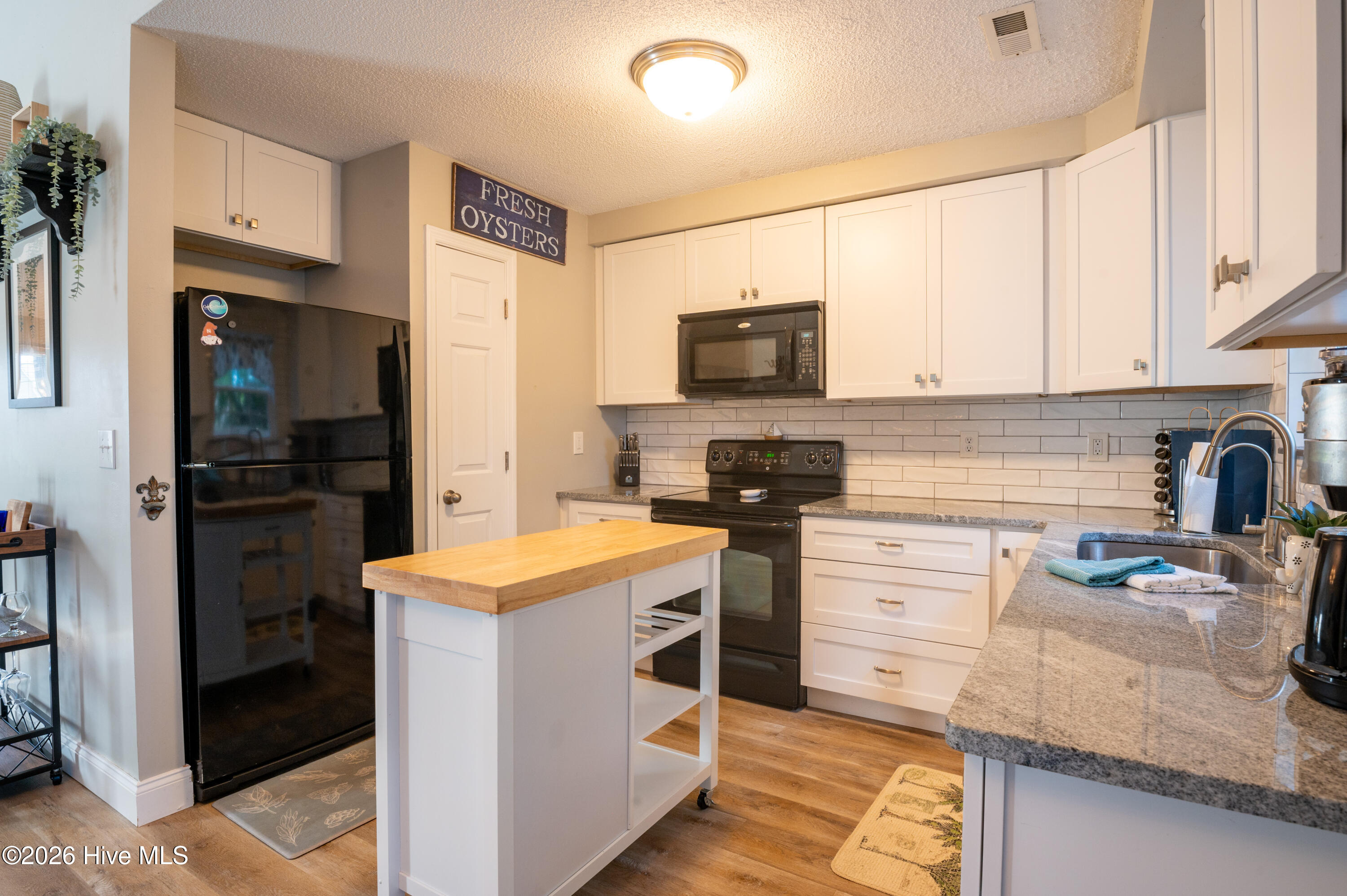 100553127 | Photo 11