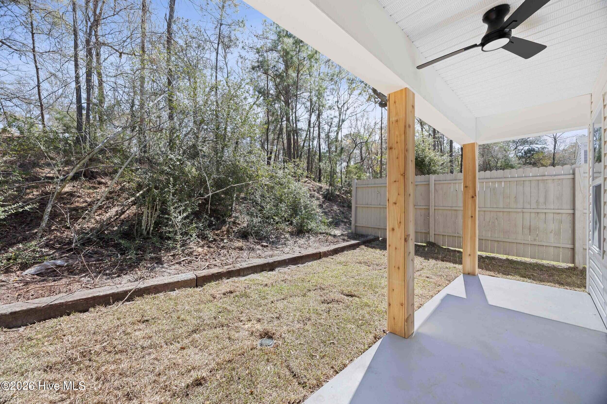 100561375 | Photo 31