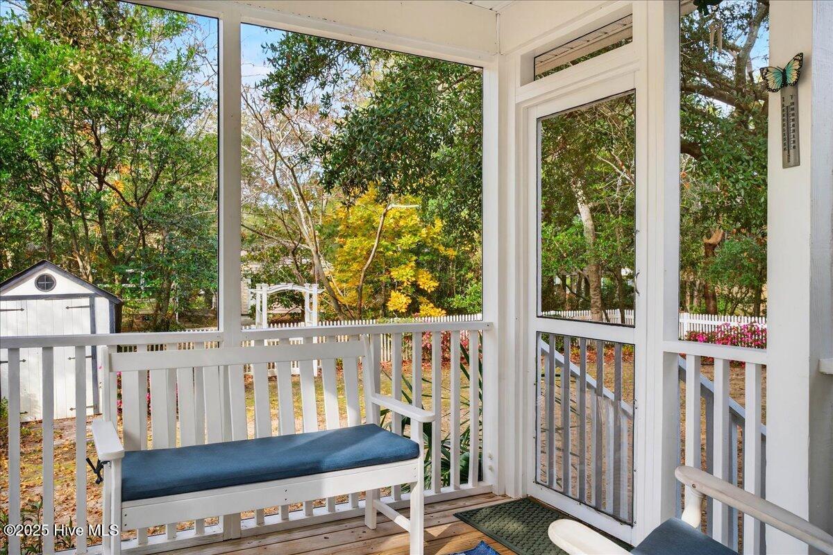 100543046 | Photo 30