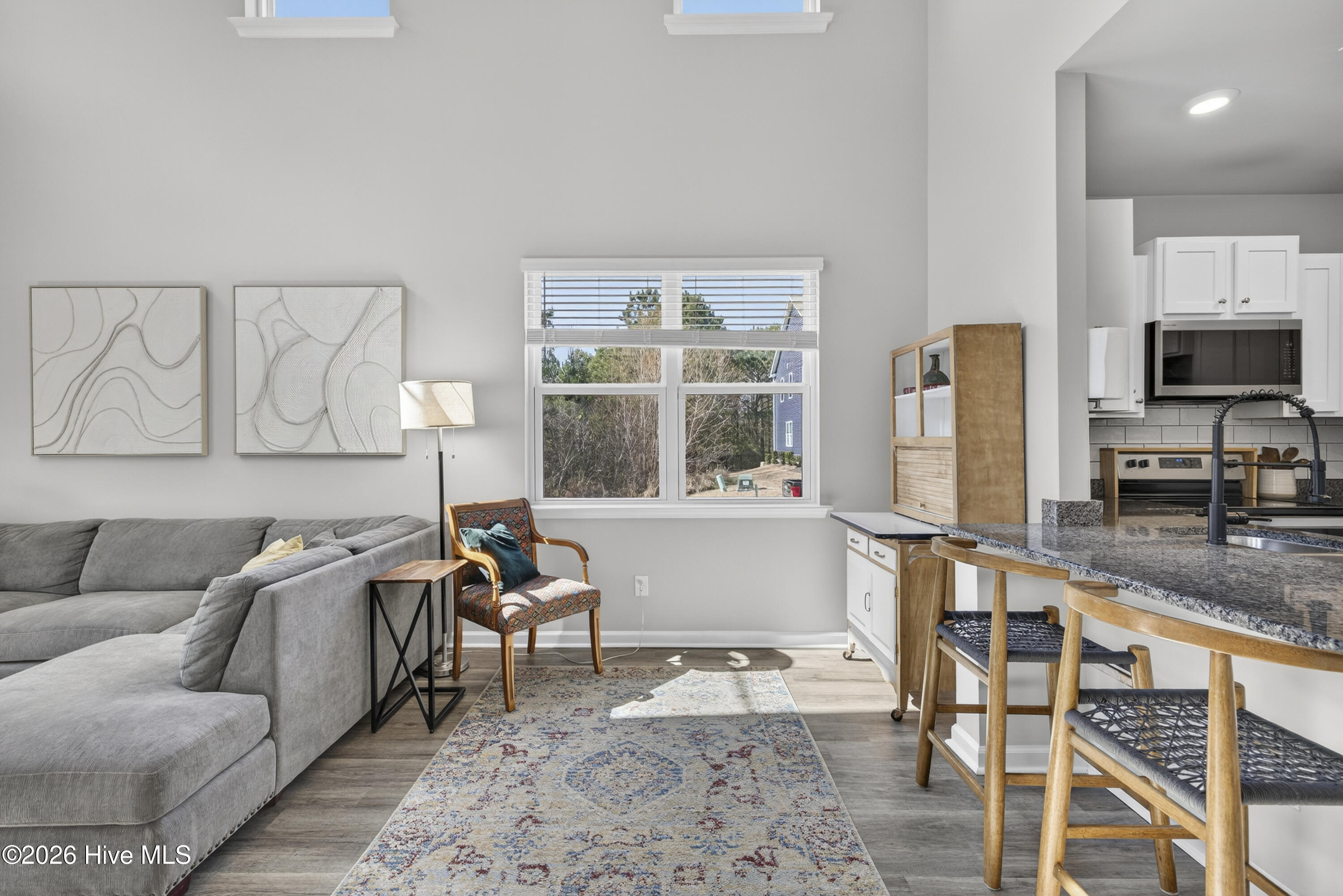 100555203 | Photo 12