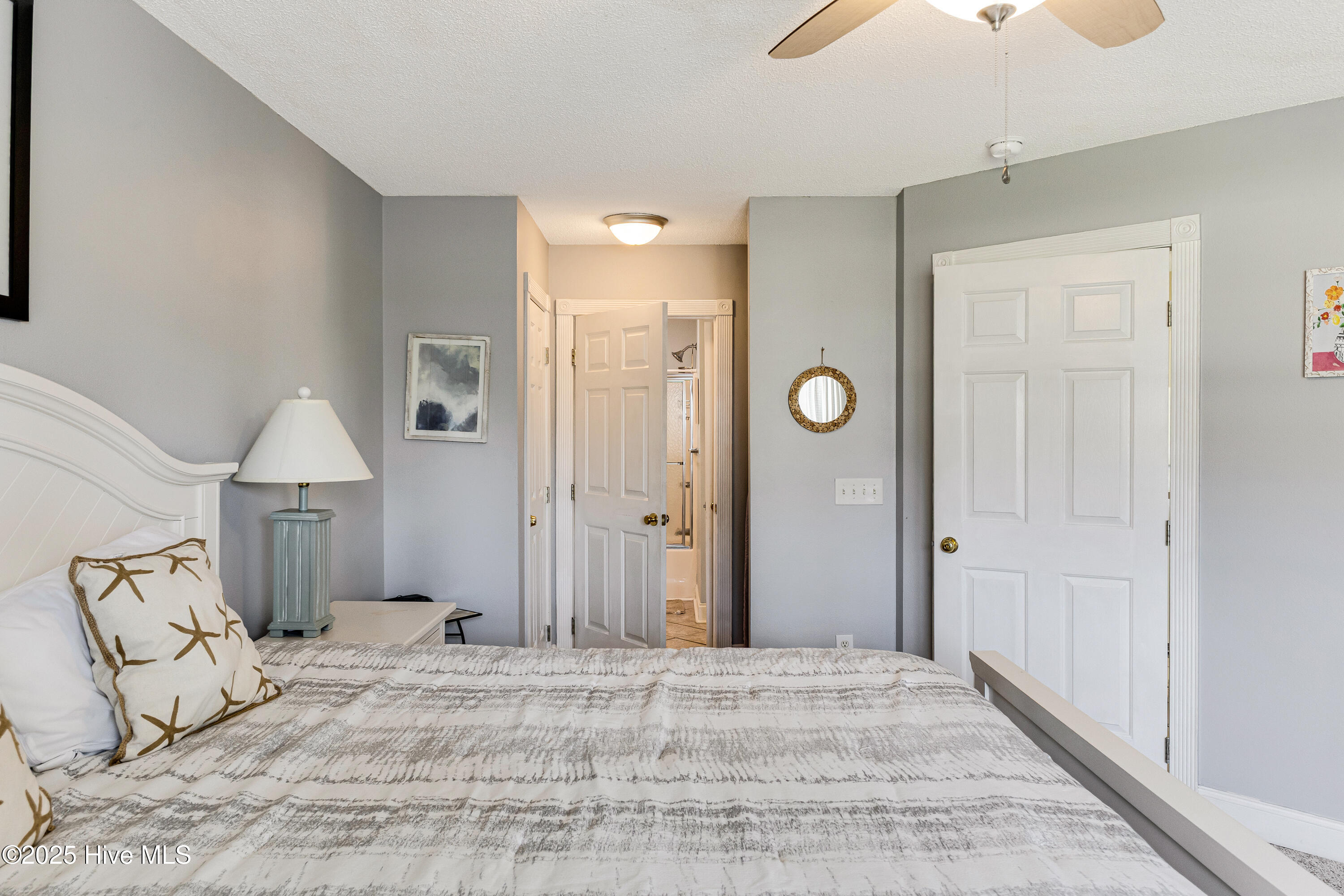 100556701 | Photo 16