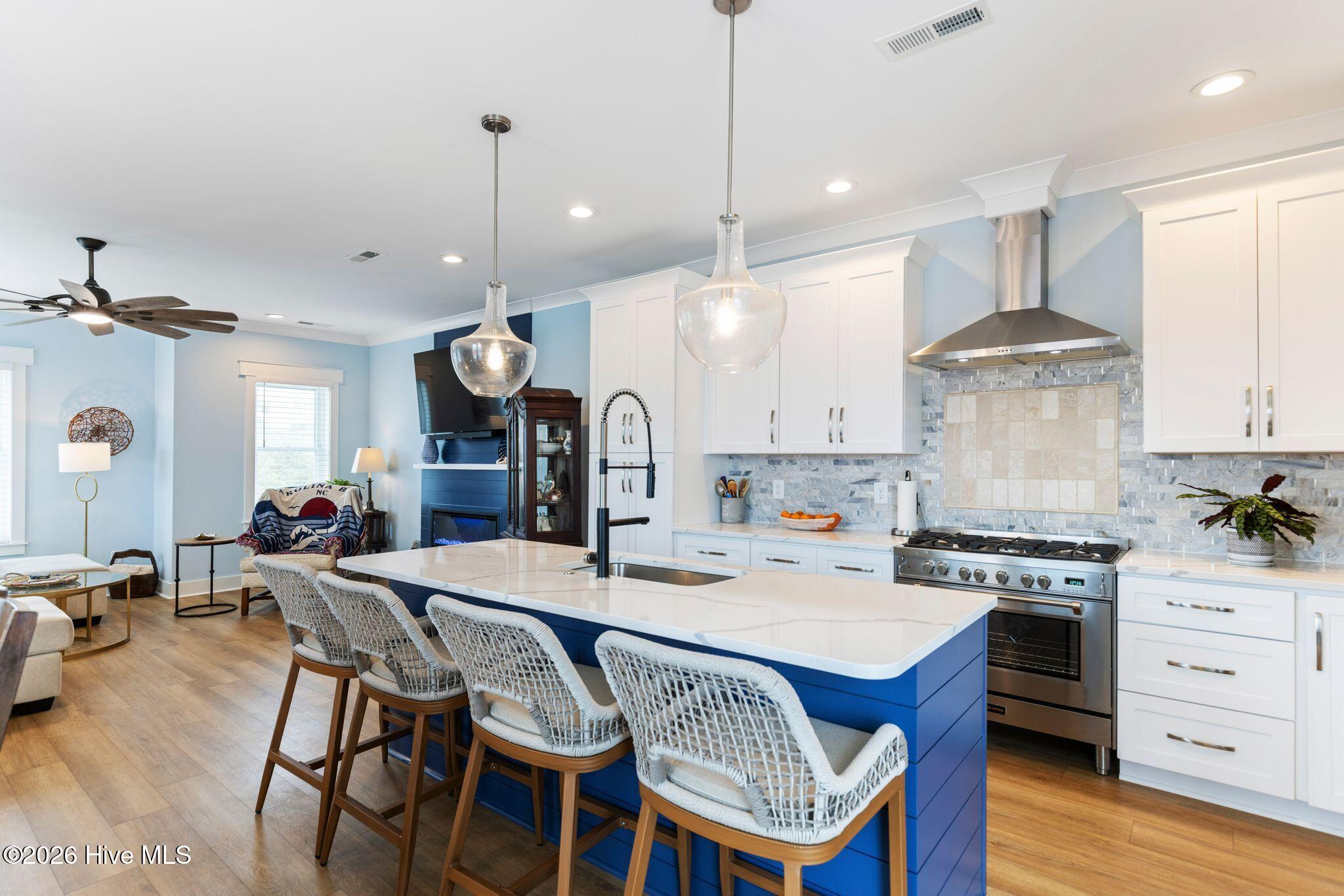 100570540 | Photo 31