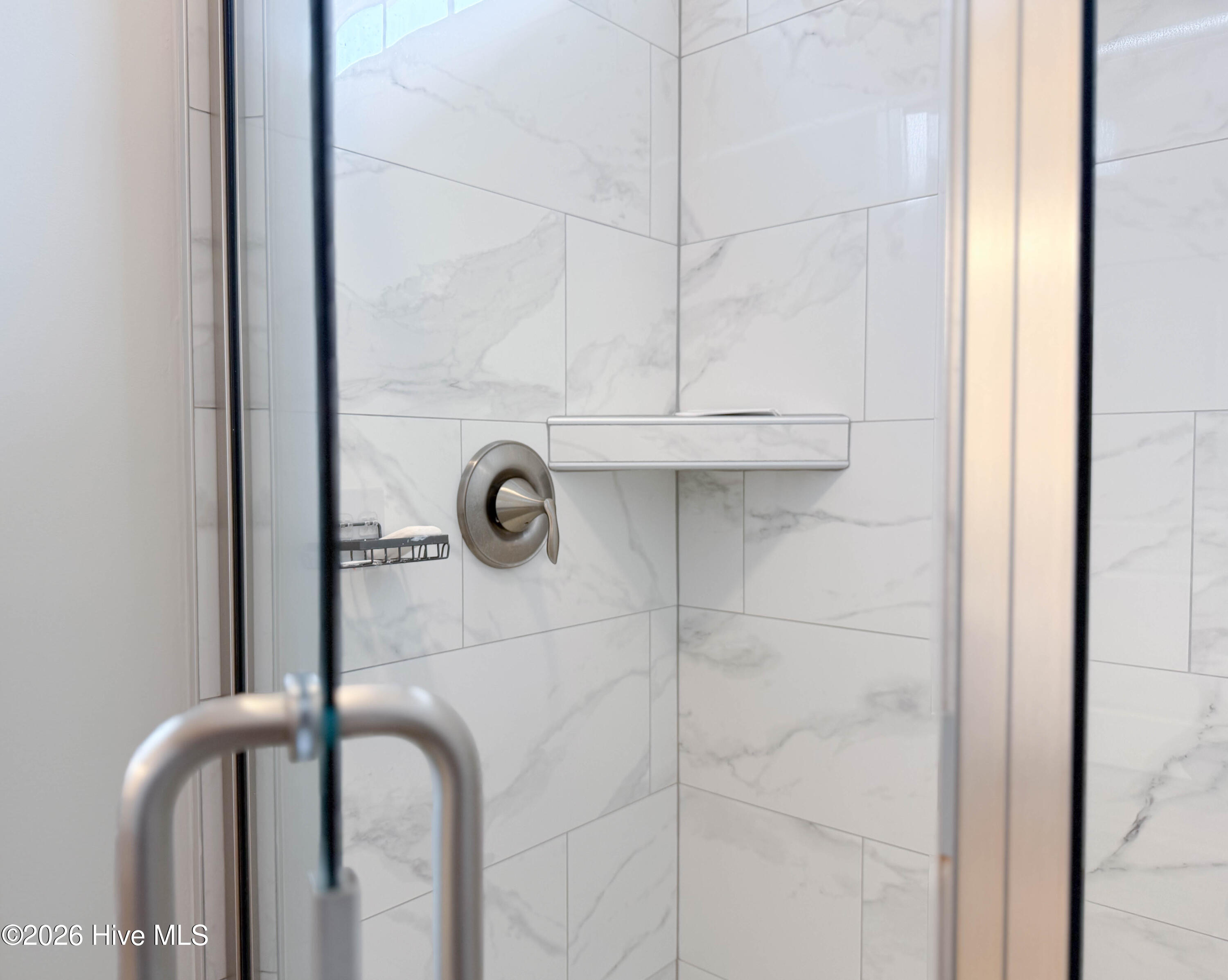 100560693 | Photo 63