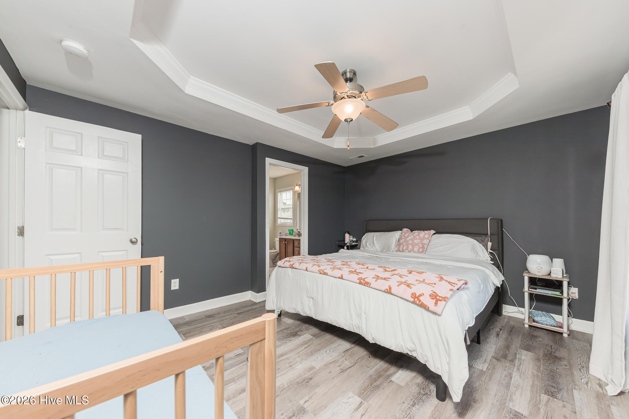 100554733 | Photo 23