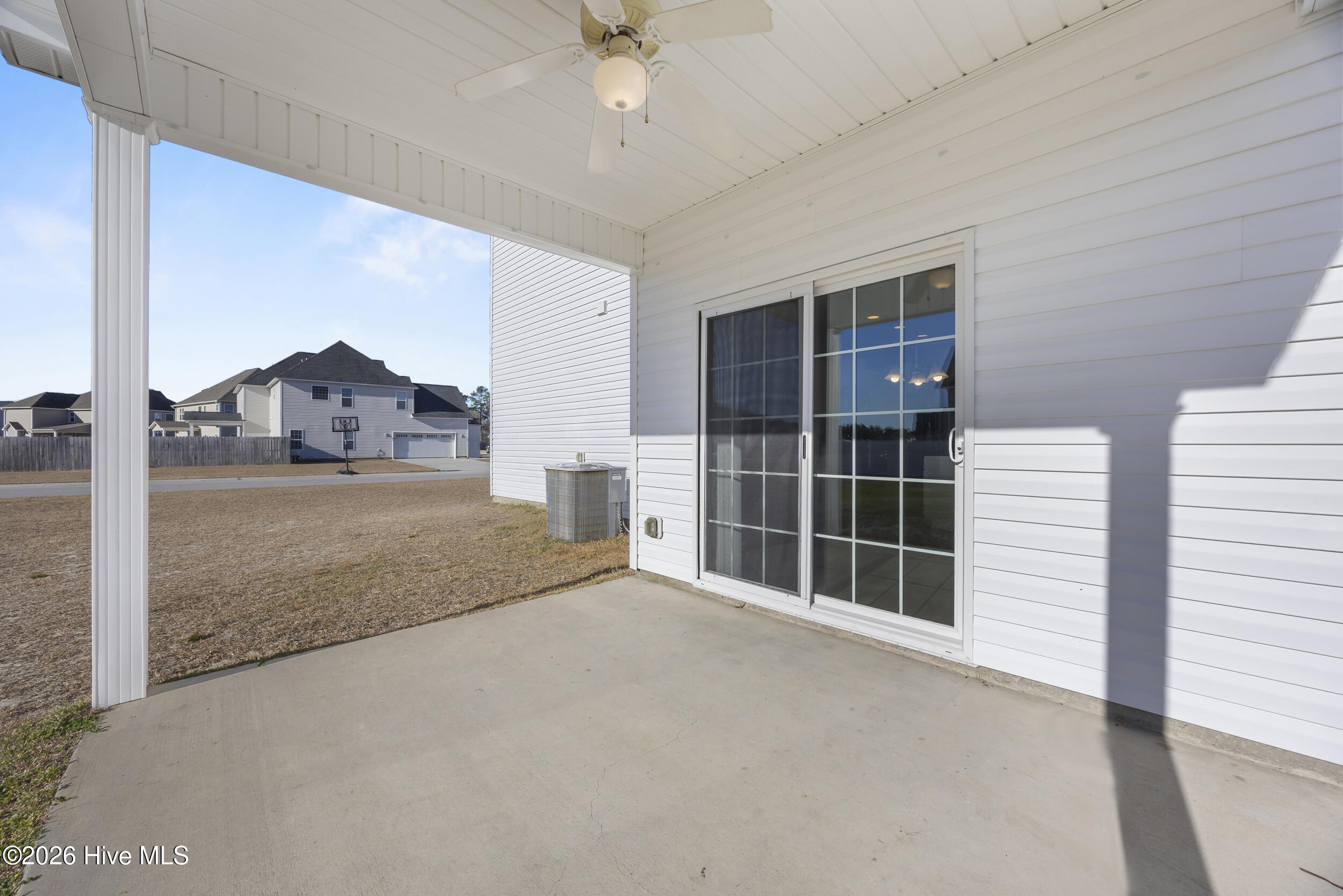 100550034 | Photo 45