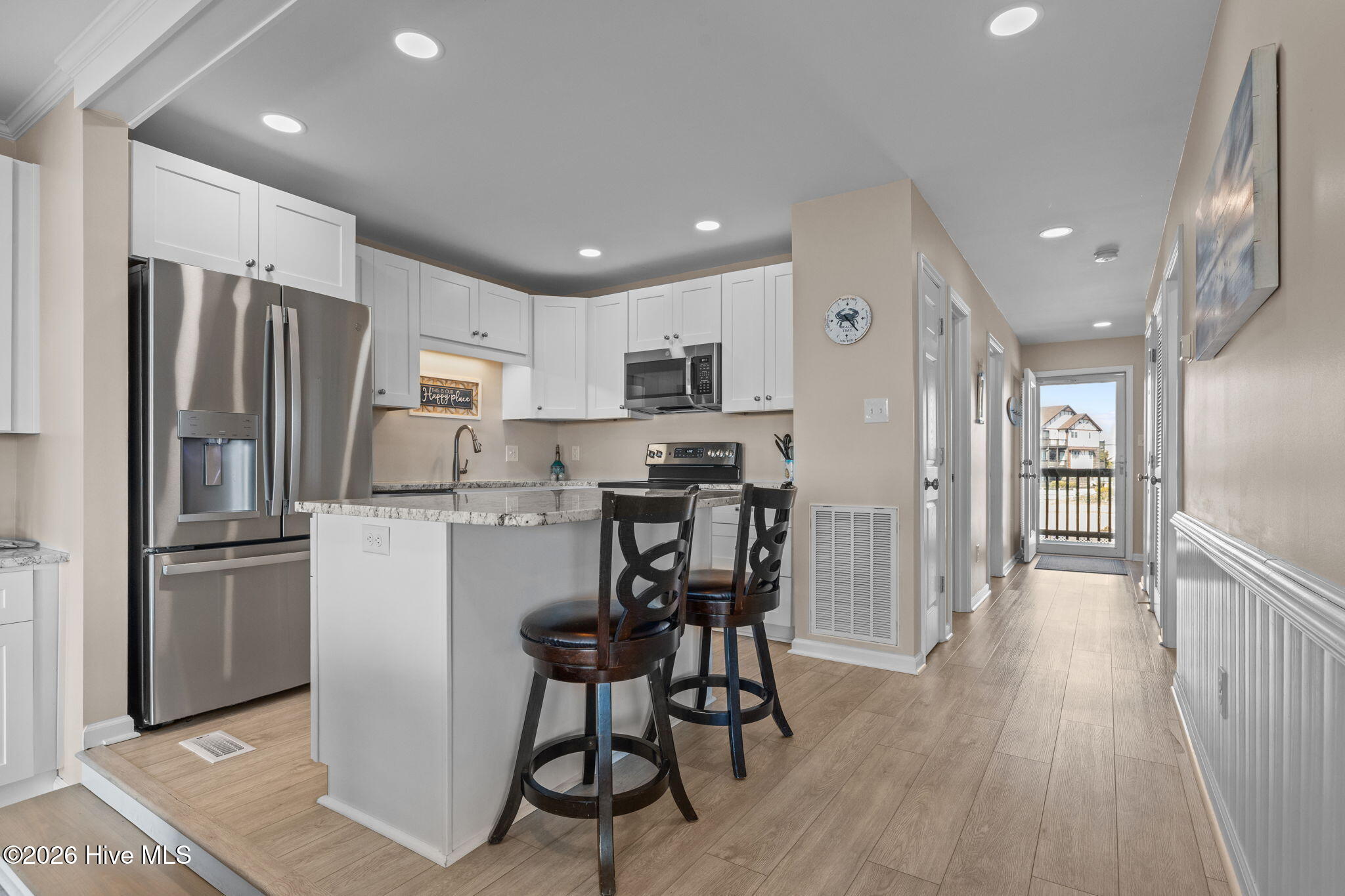 100555254 | Photo 14