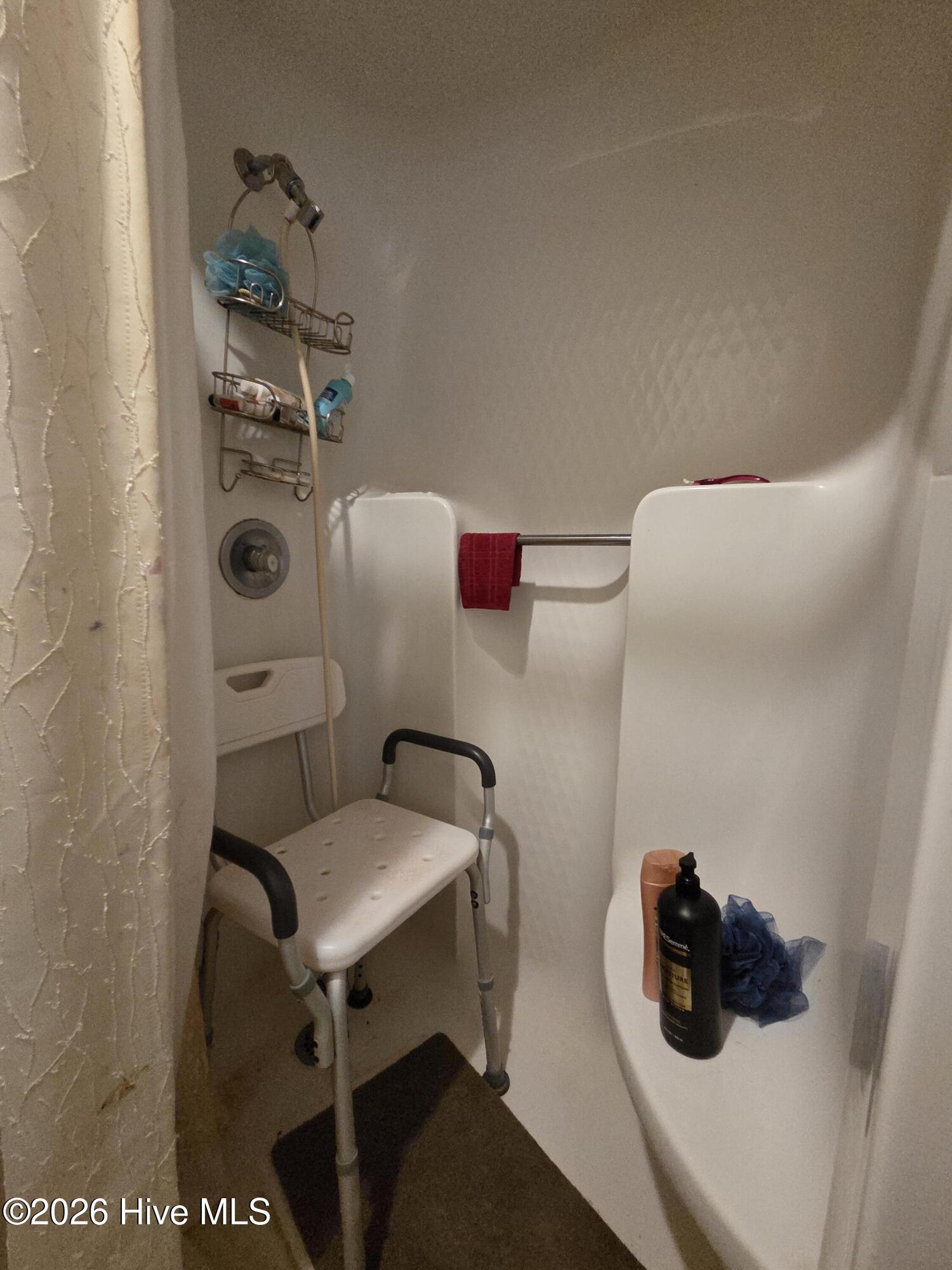 100550366 | Photo 27