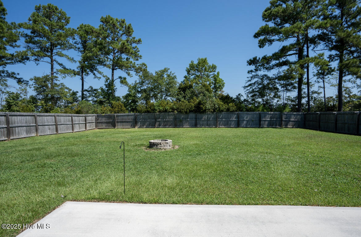 100546770 | Photo 15