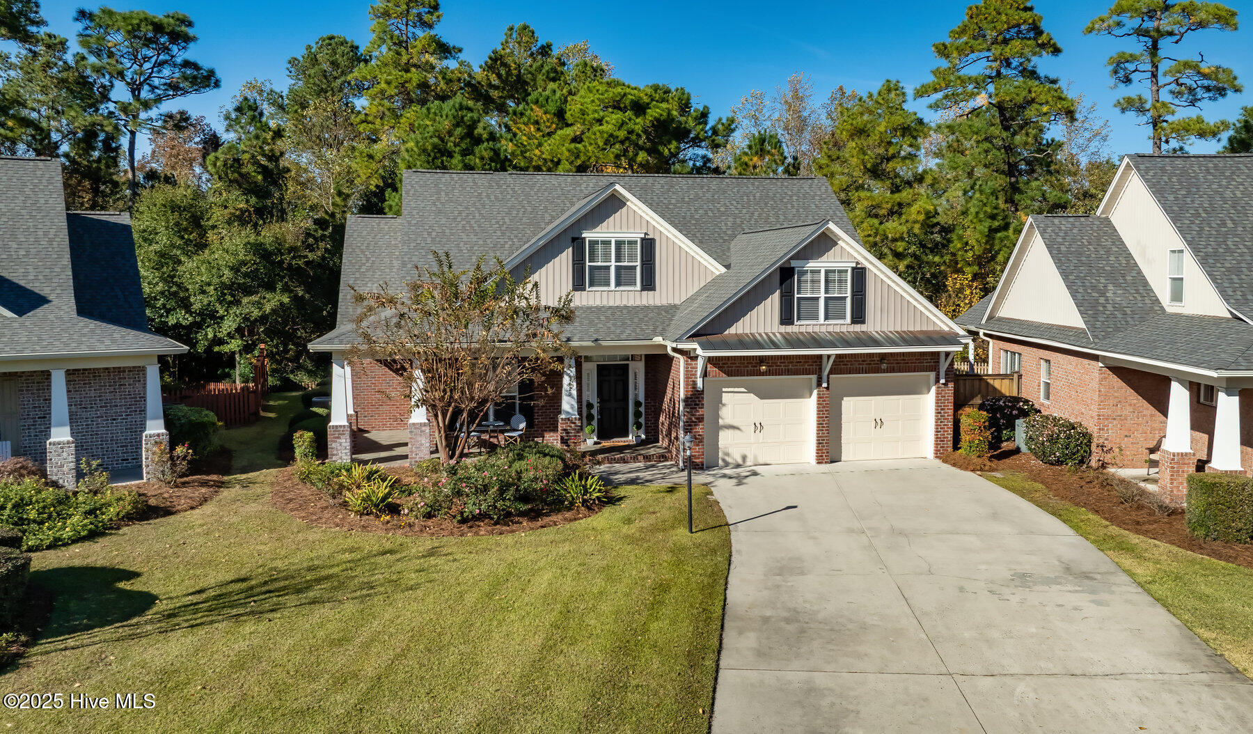 100540144 | Photo 46