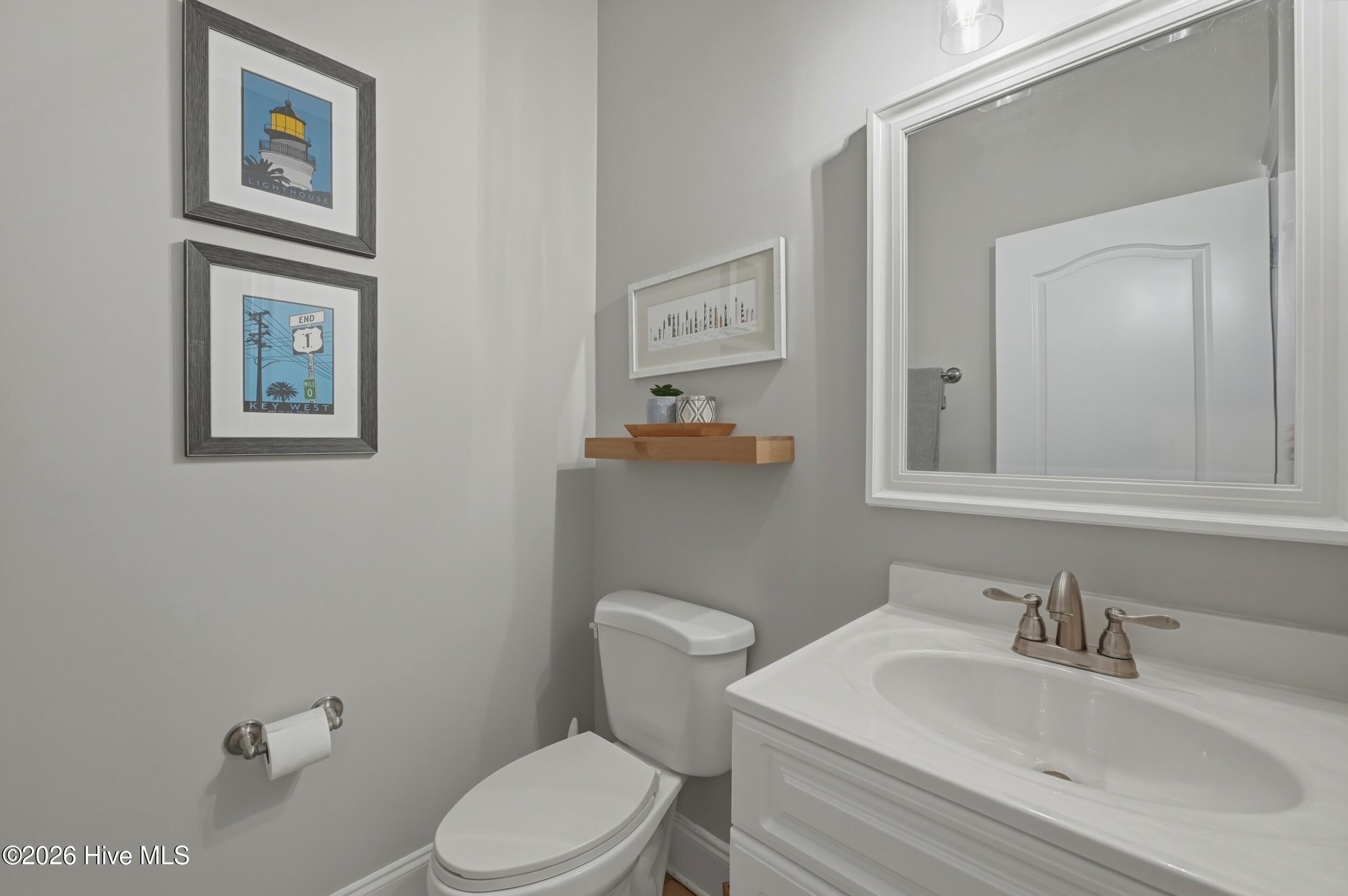 100556453 | Photo 23