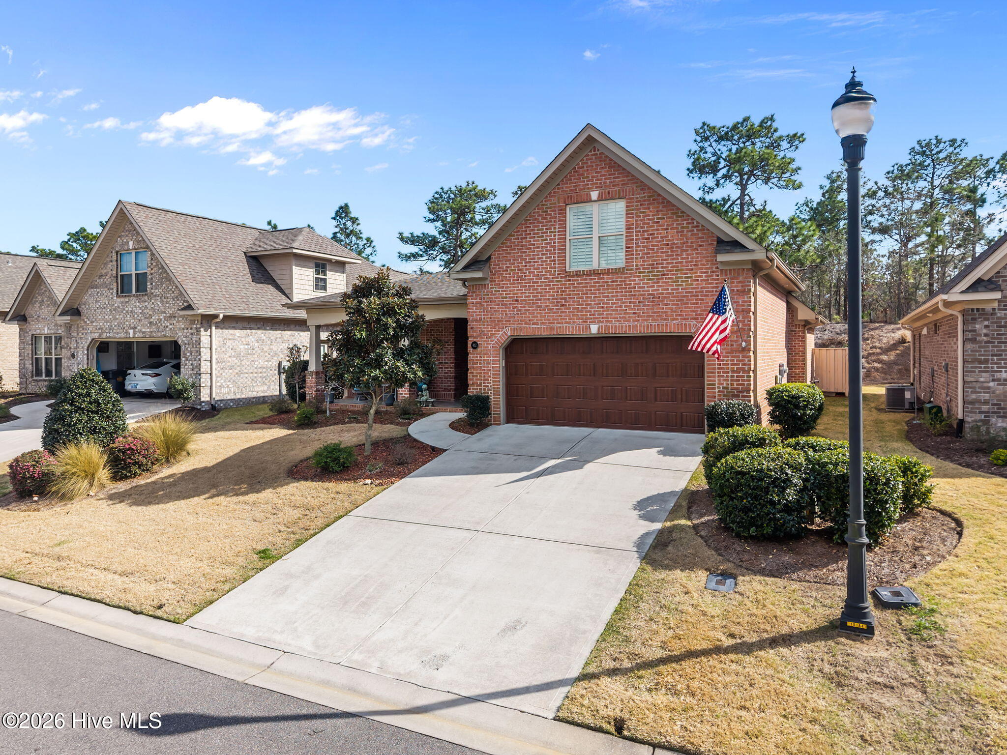 100565416 | Photo 54