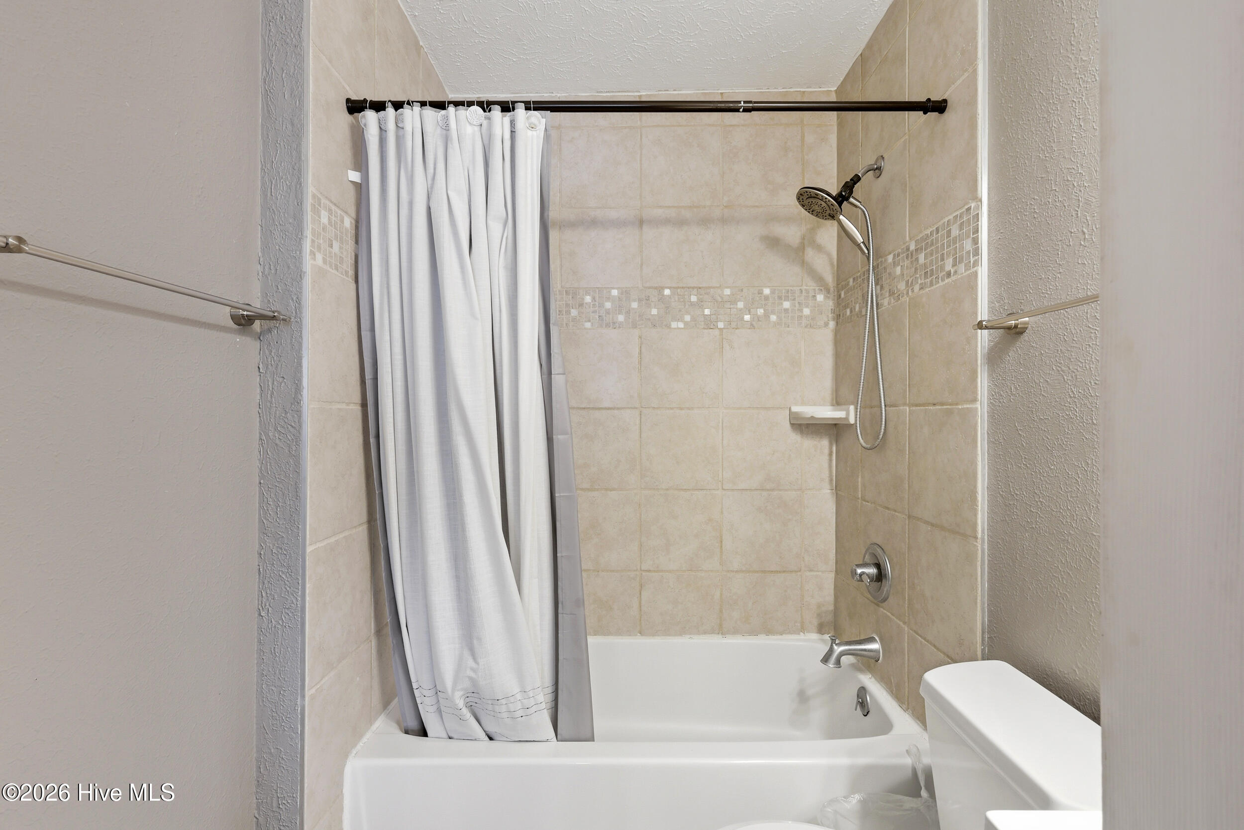 100557486 | Photo 20