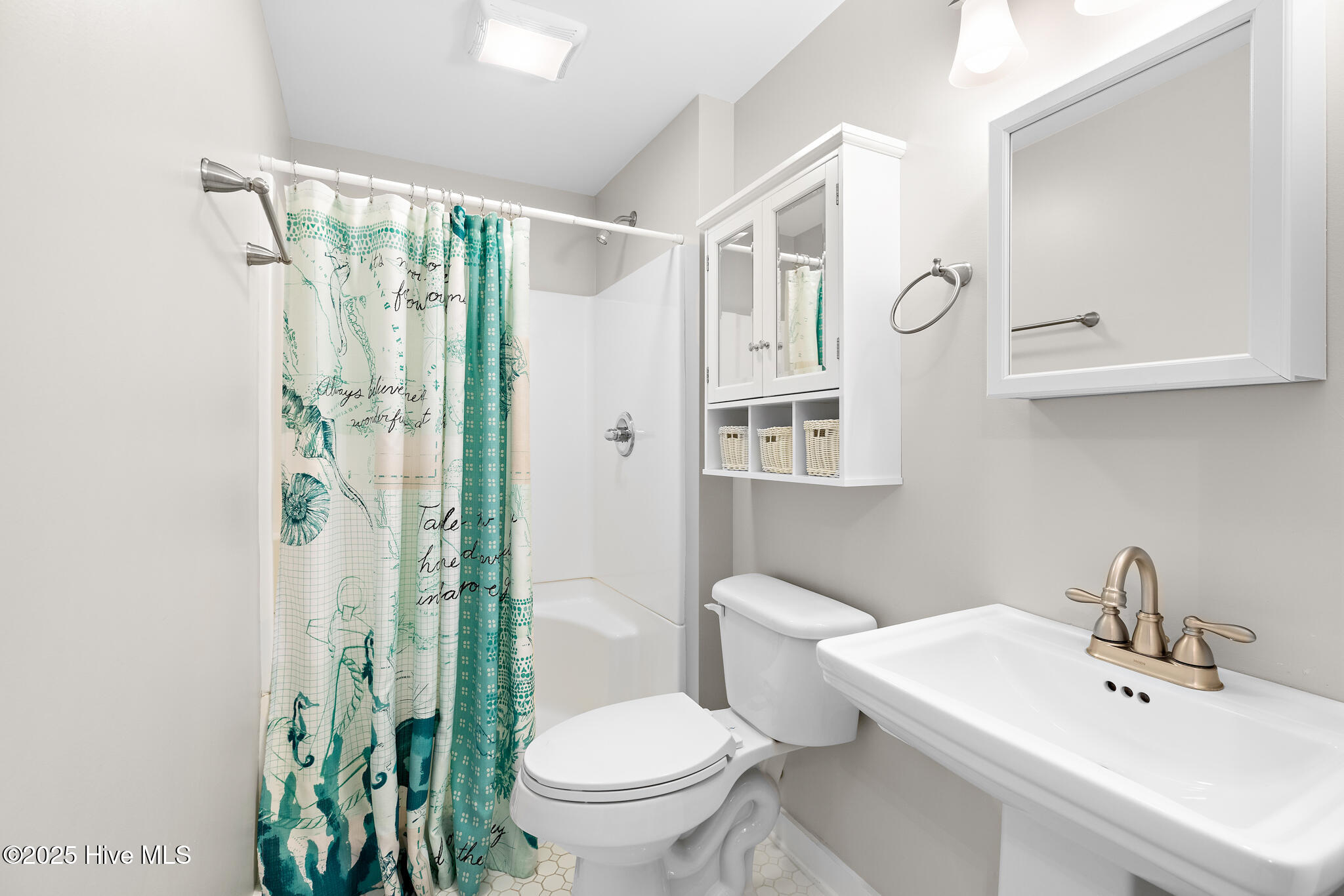 100531510 | Photo 71