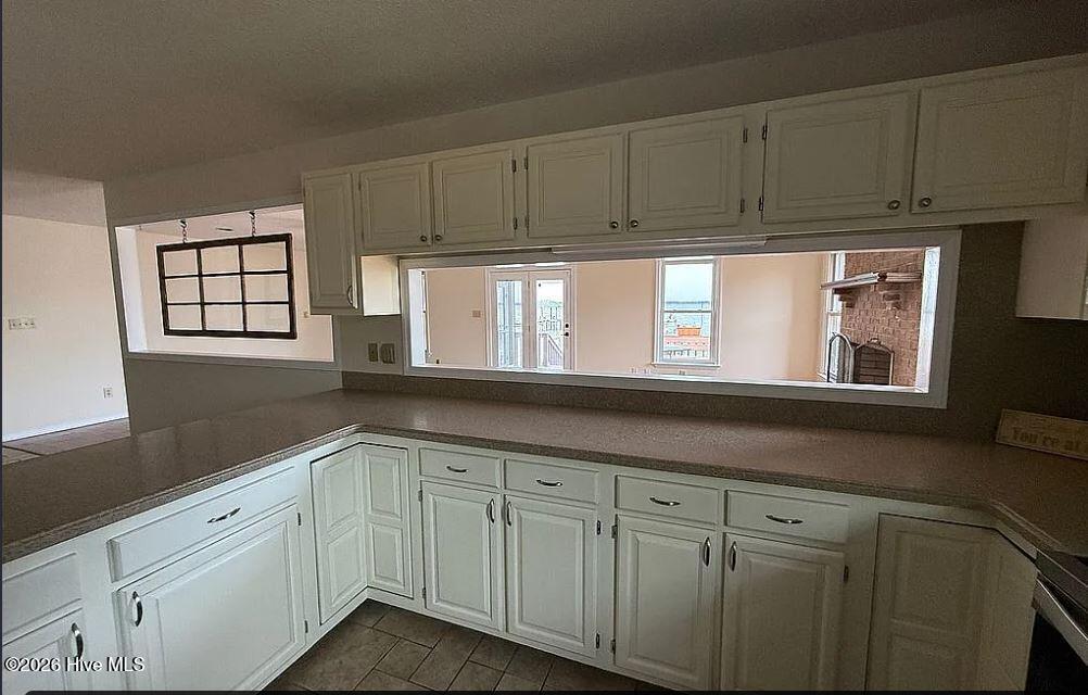 100561136 | Photo 21