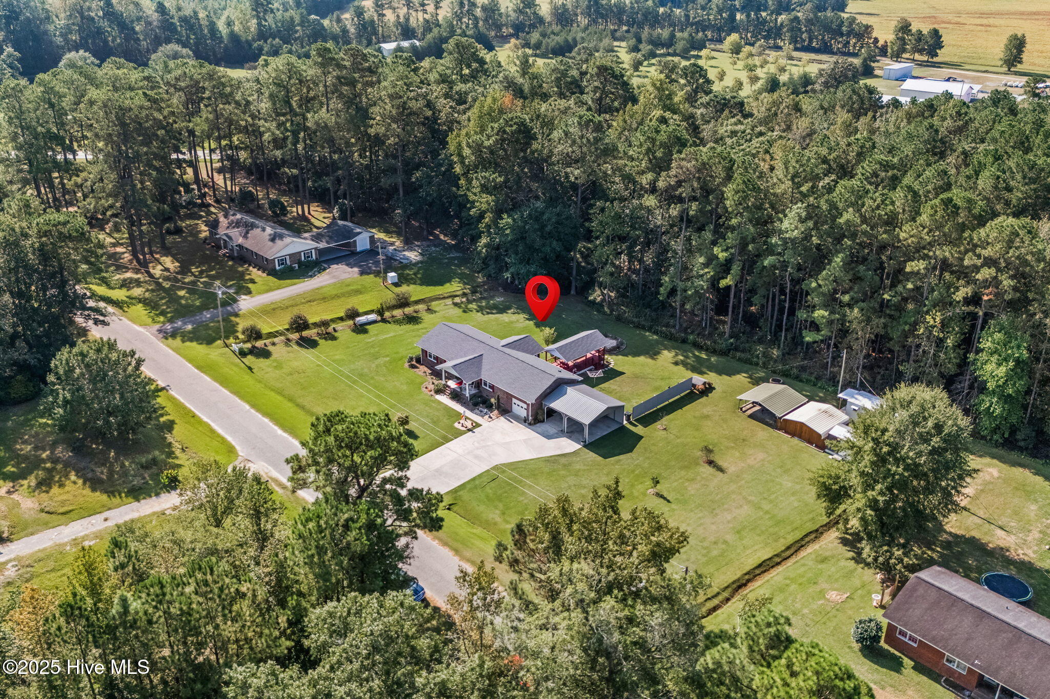 100532446 | Photo 44