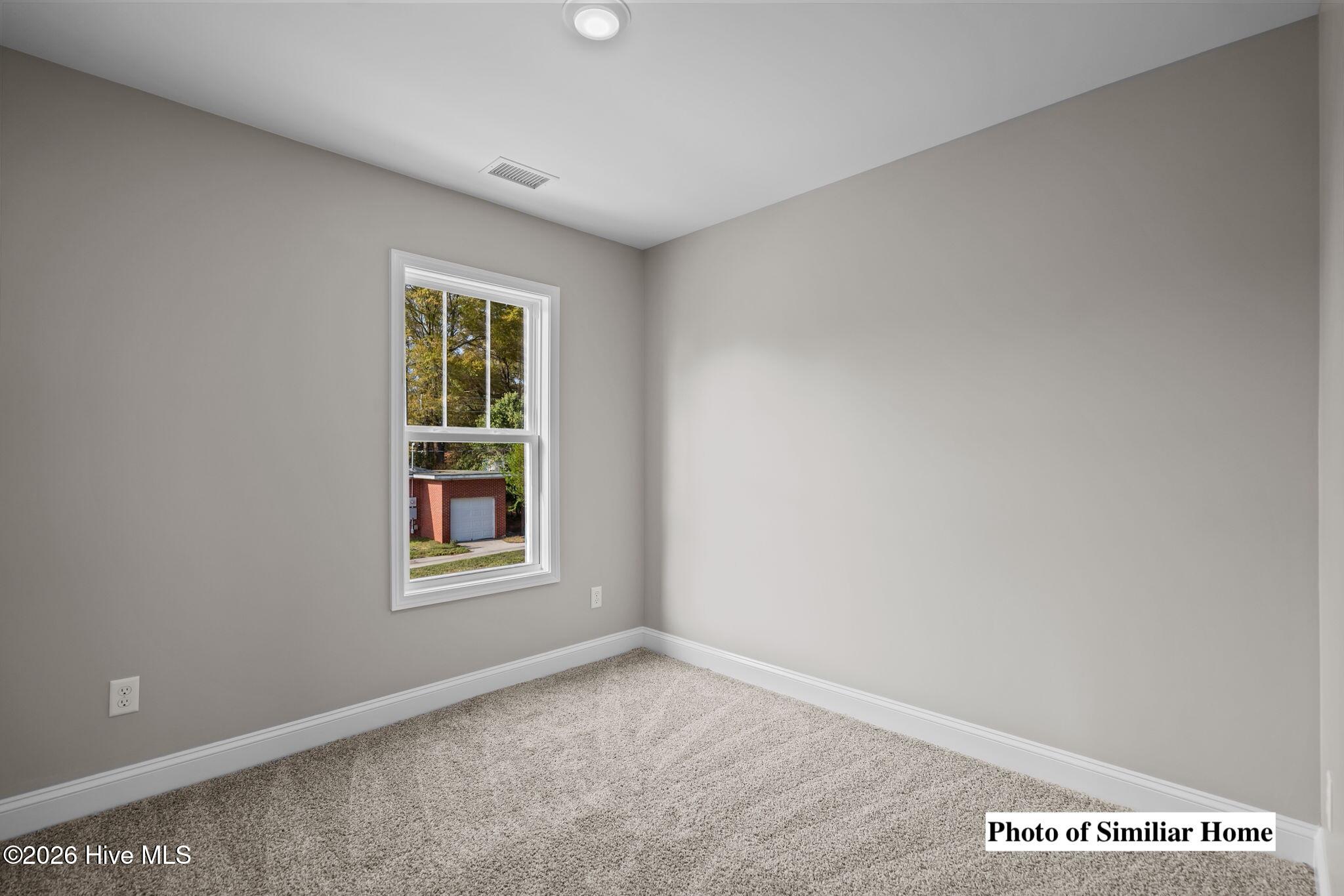 100566051 | Photo 33