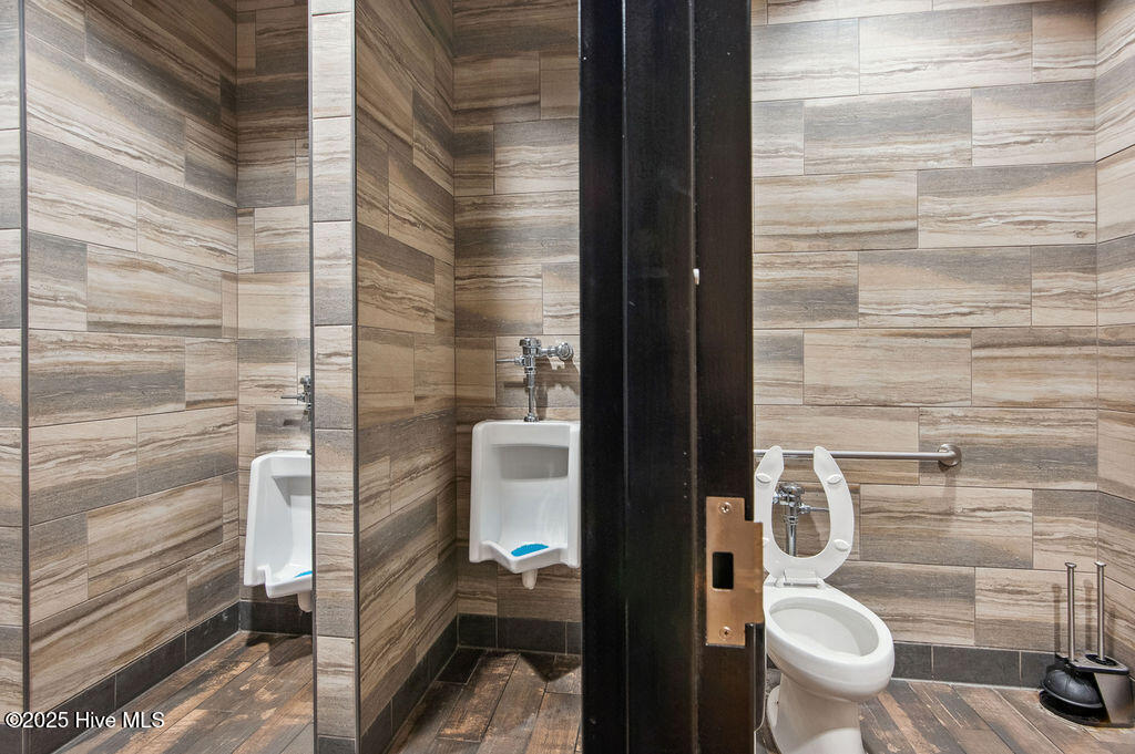 2470 Gum Branch Road, Jacksonville, NC, 28546