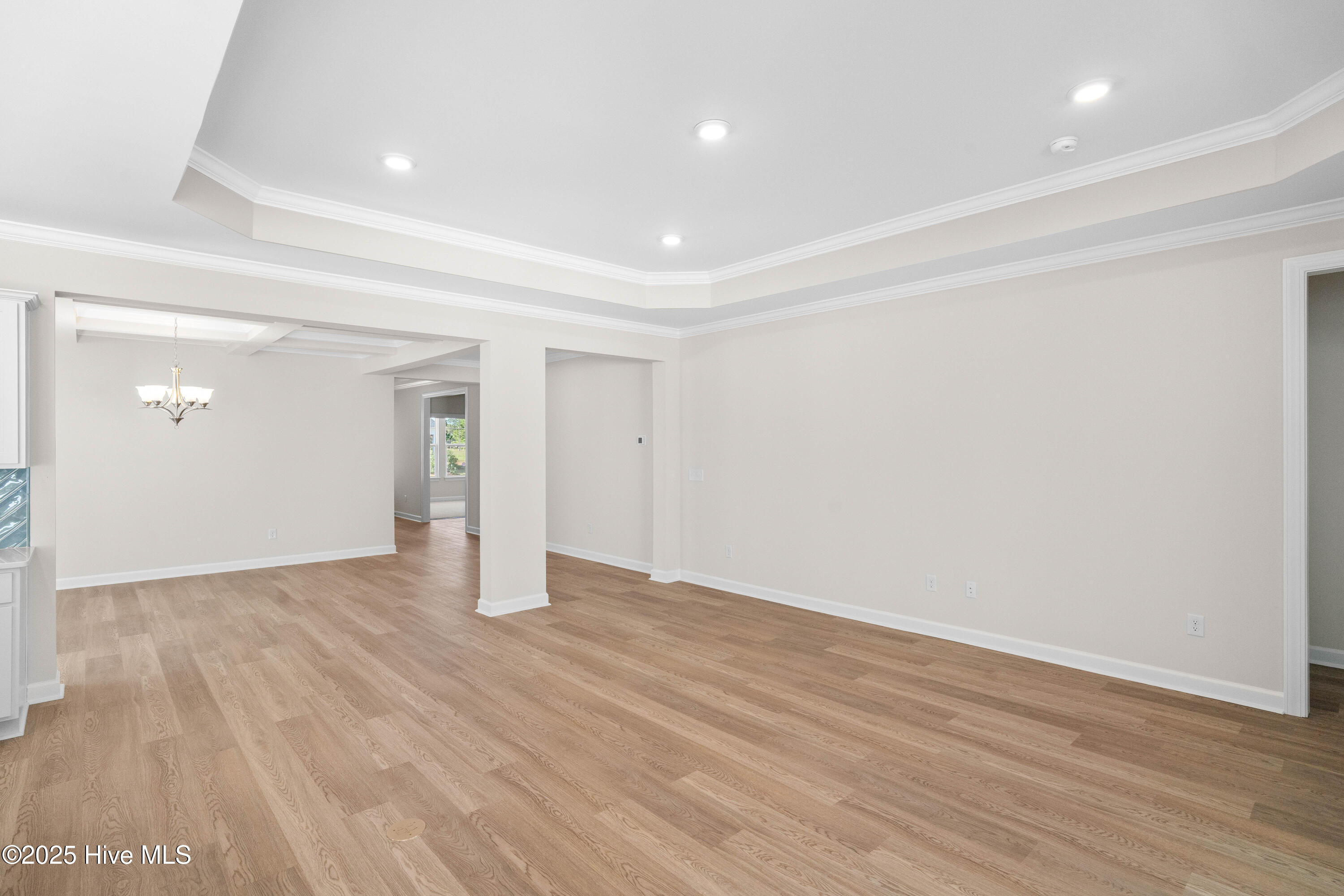 100499661 | Photo 19