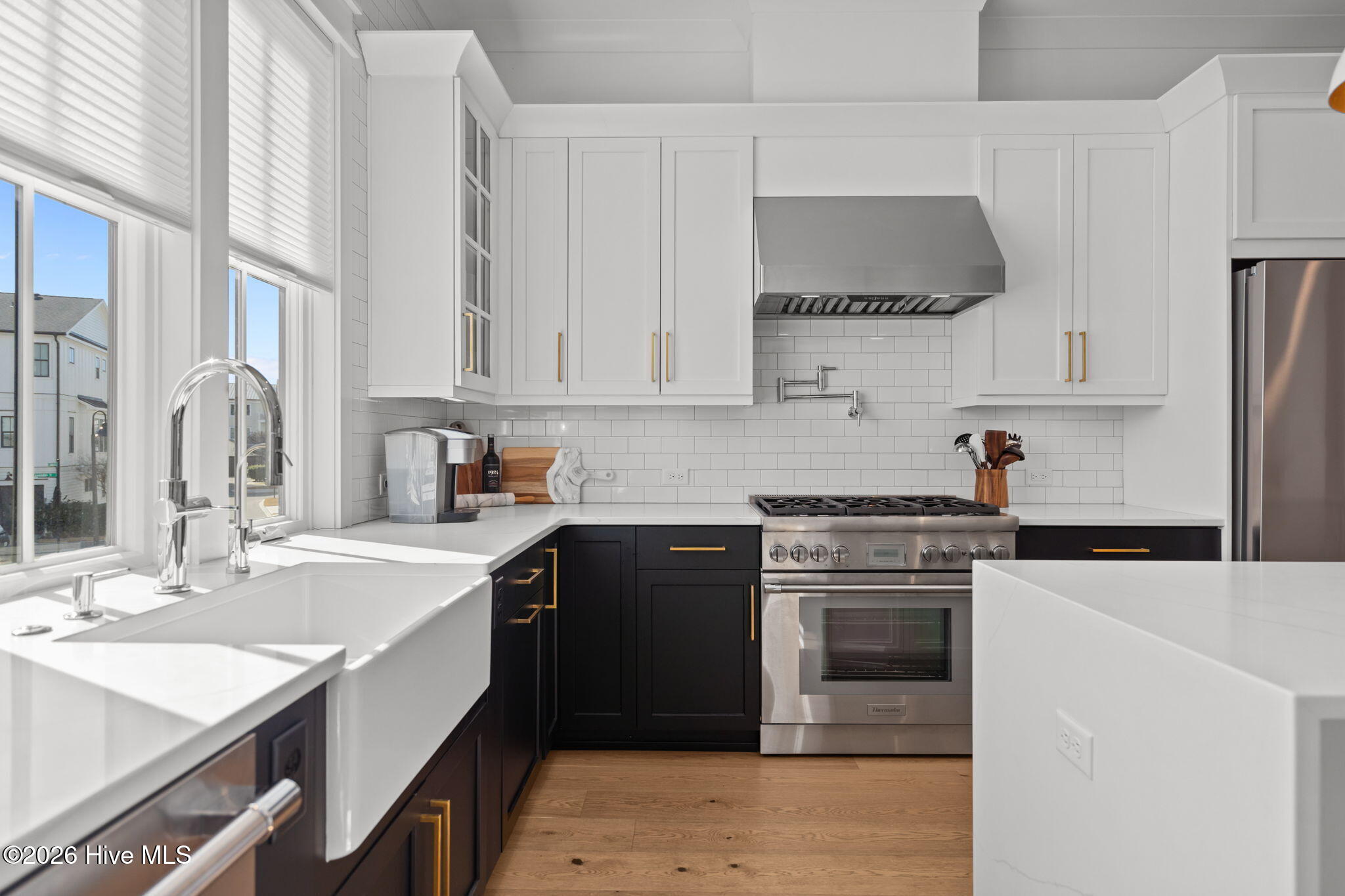 100552762 | Photo 24