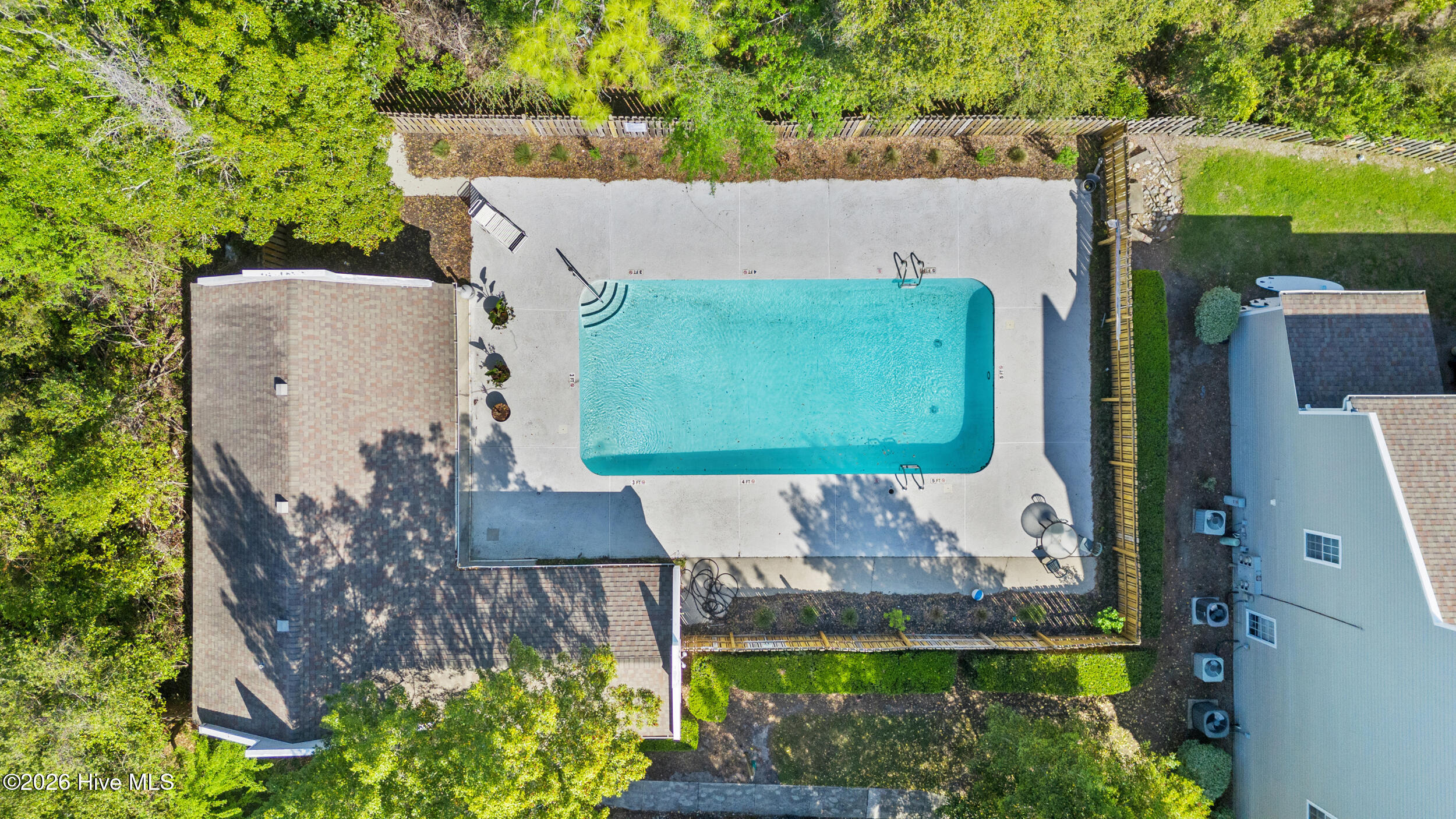 100565125 | Photo 30