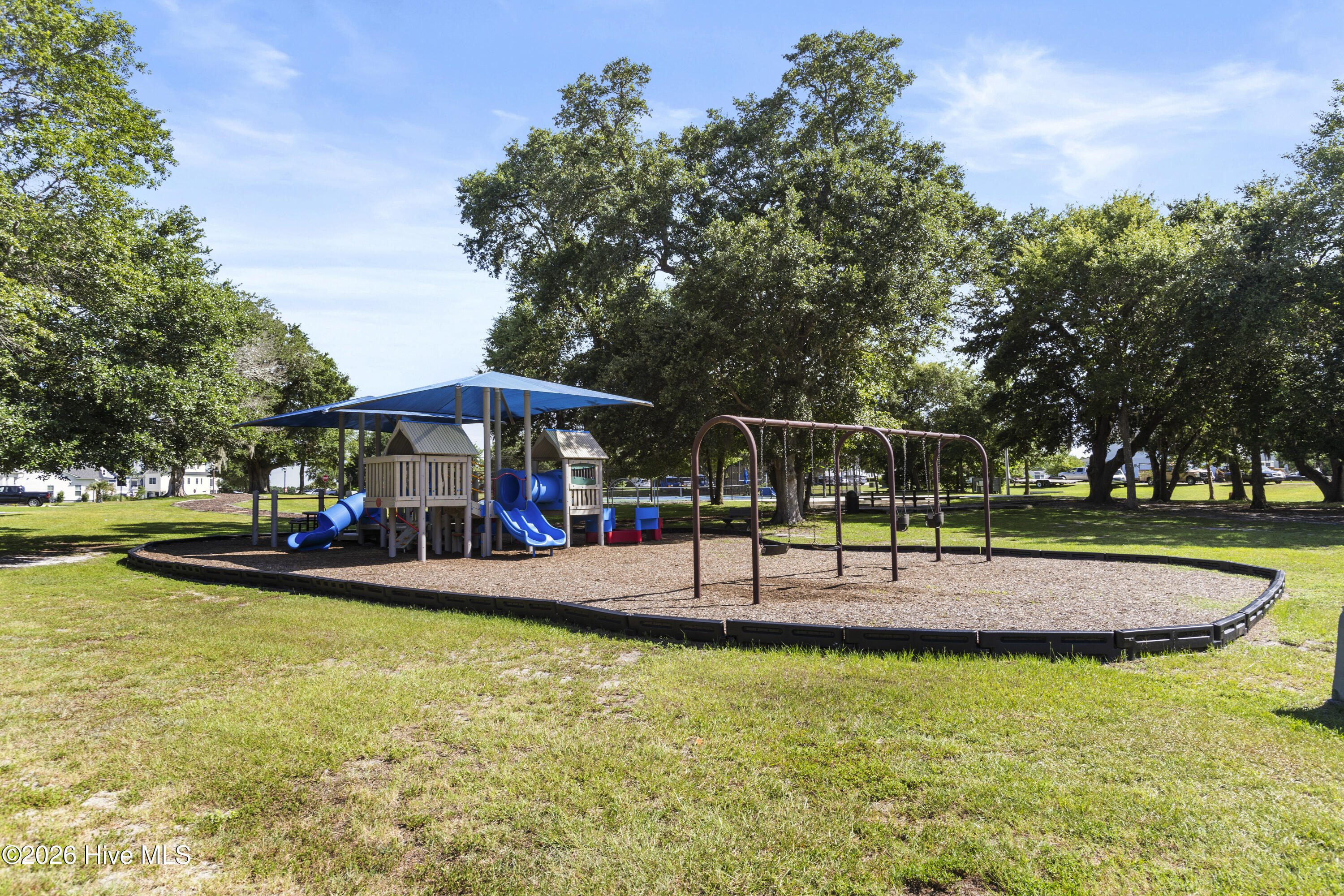 100560315 | Photo 30