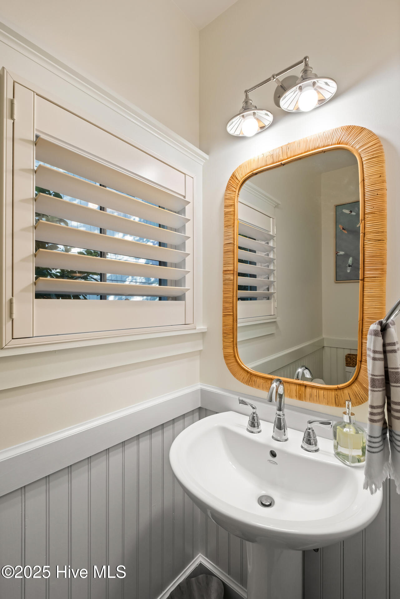 100534470 | Photo 20