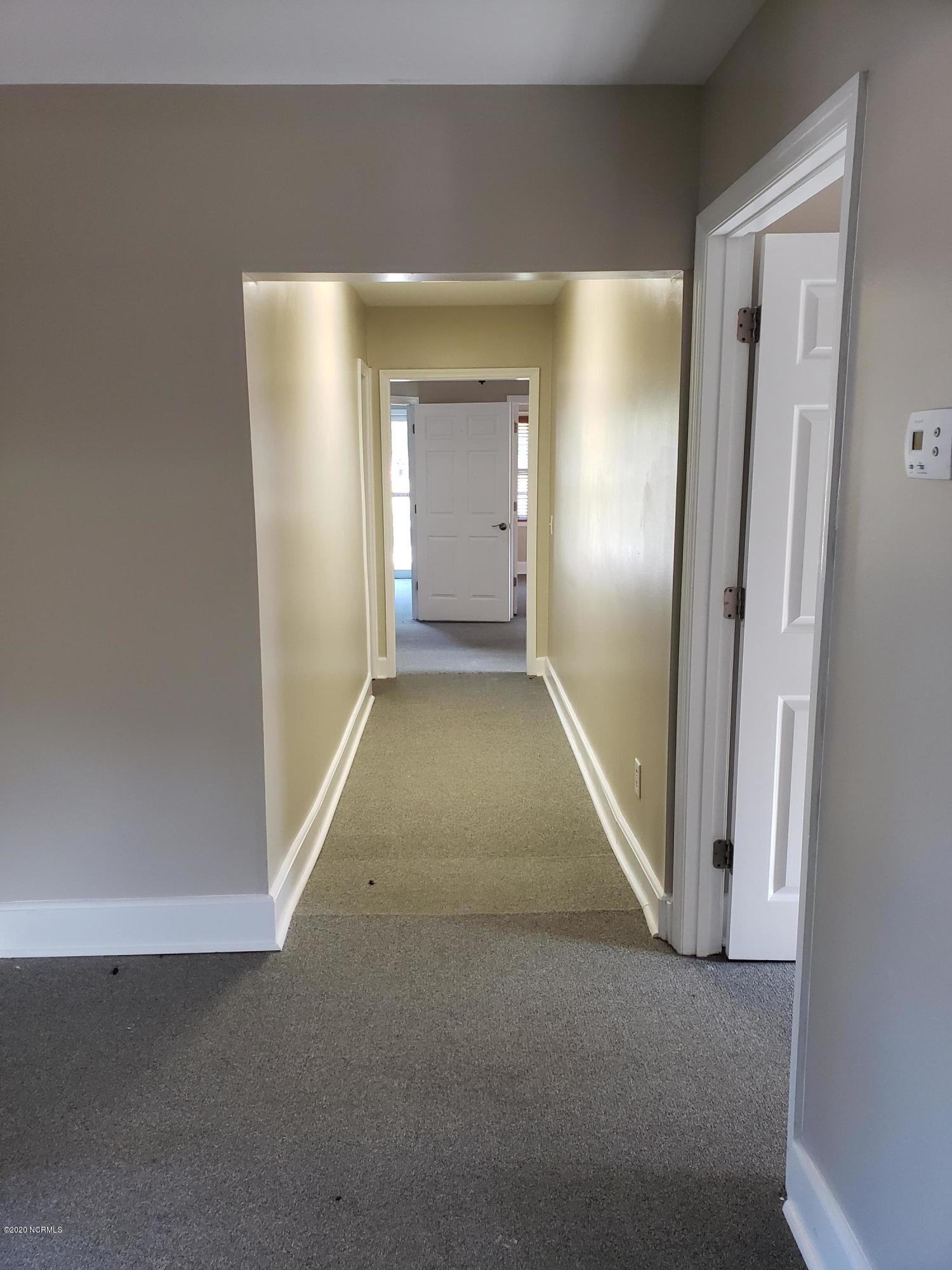 100537644 | Photo 25