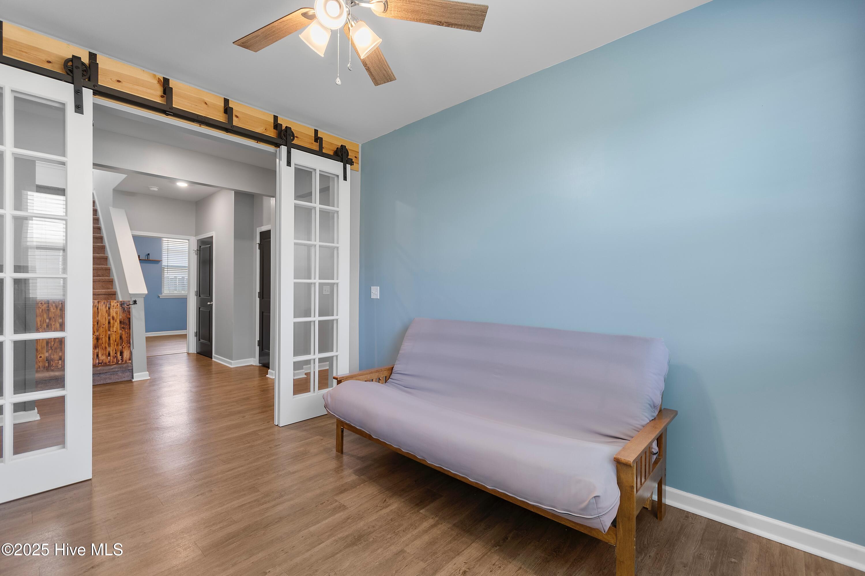 100537510 | Photo 10