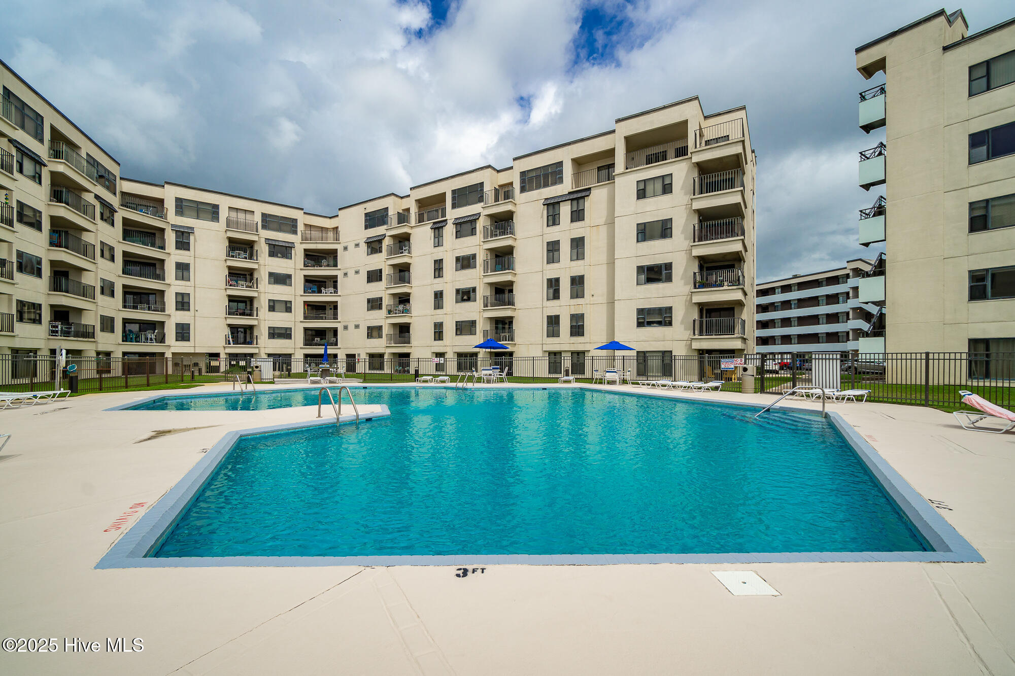 Outdoor pools at Summer Winds
