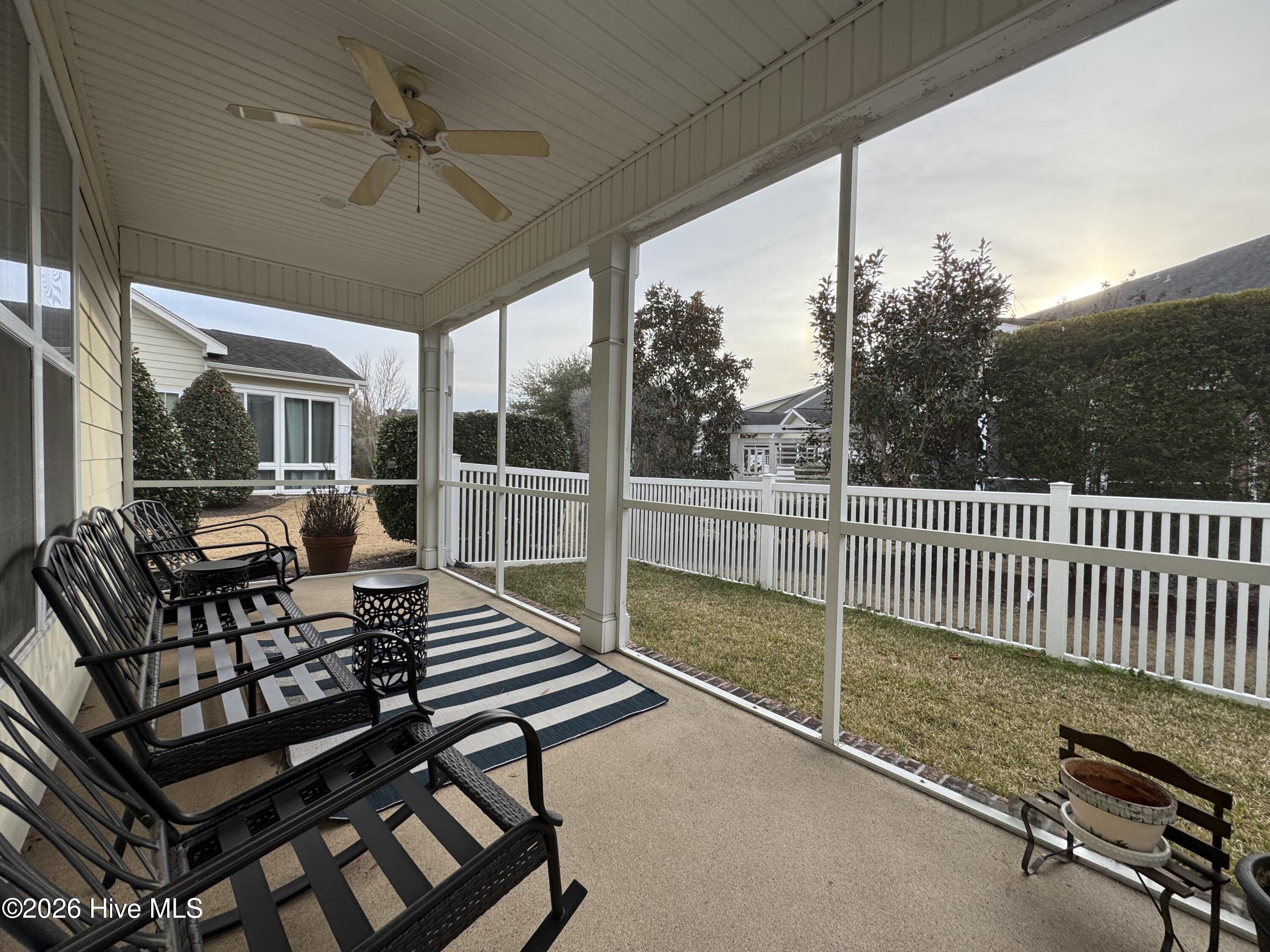 100556490 | Photo 20