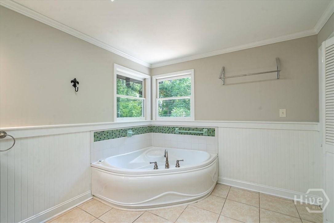 385 Brookwood Drive, Athens, GA 30605 Listing Photo  43