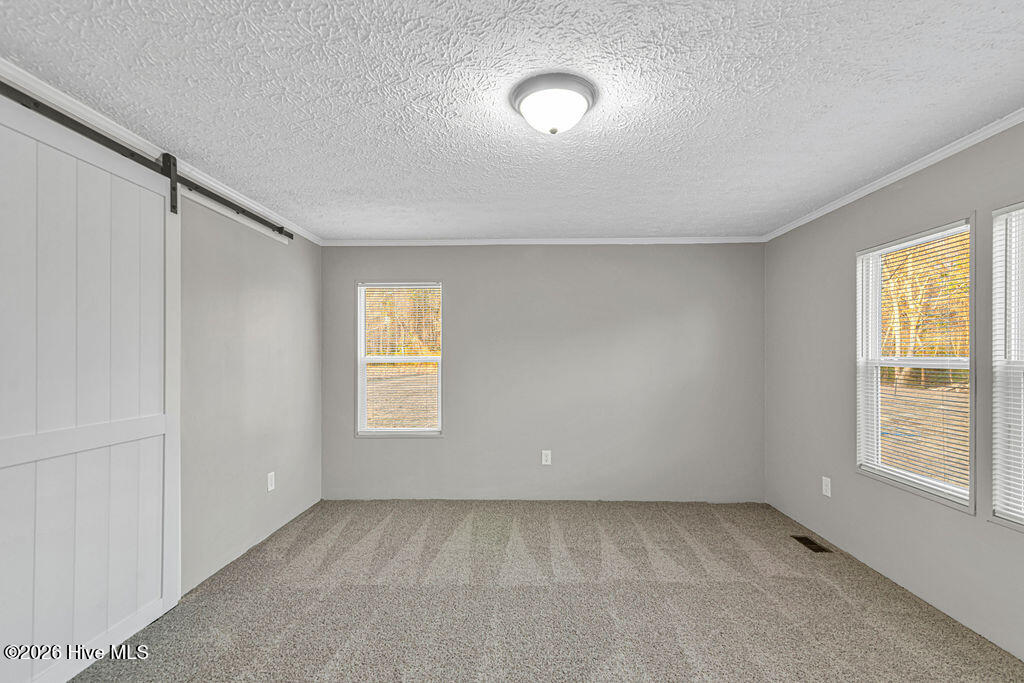 100561442 | Photo 26