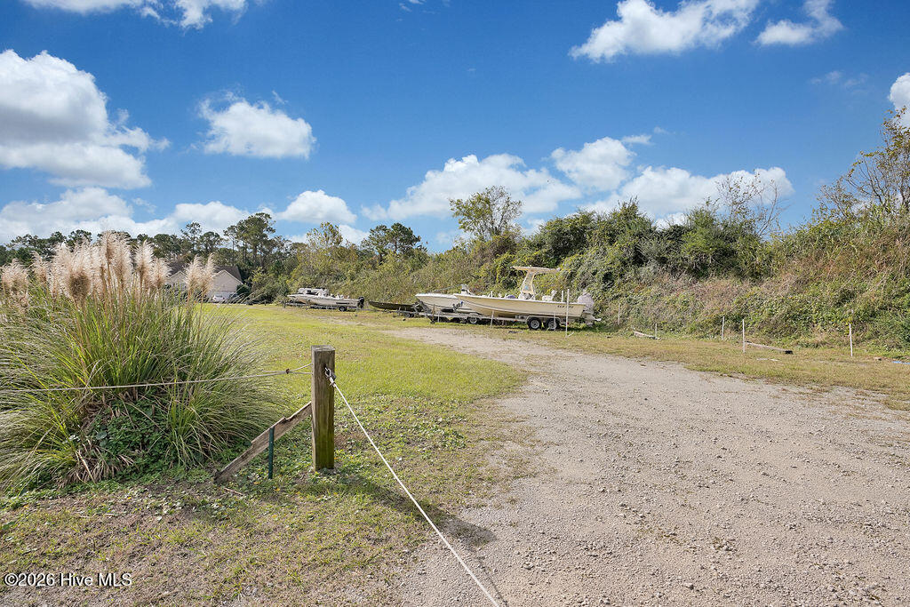 100550972 | Photo 54