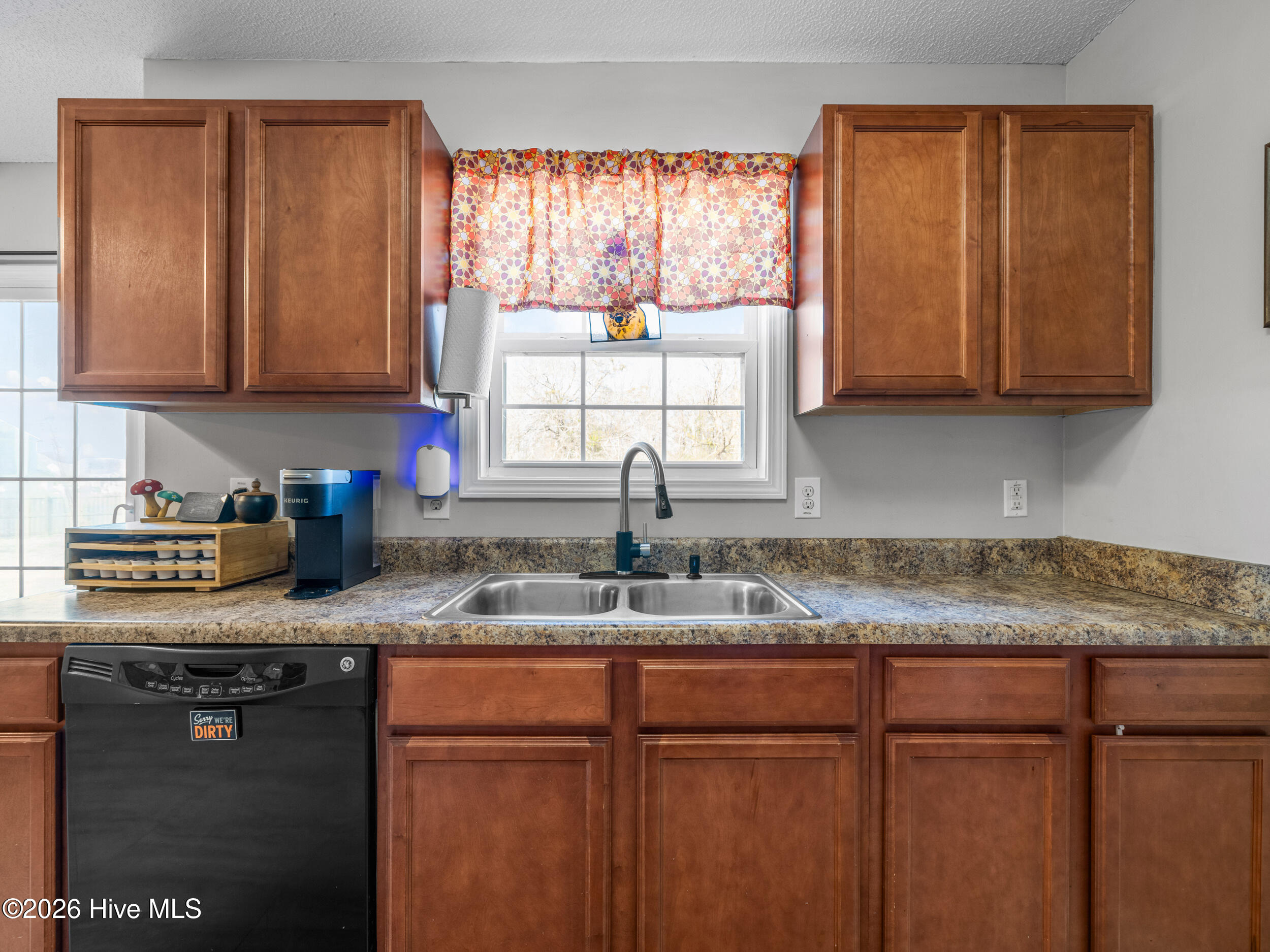 100554135 | Photo 17