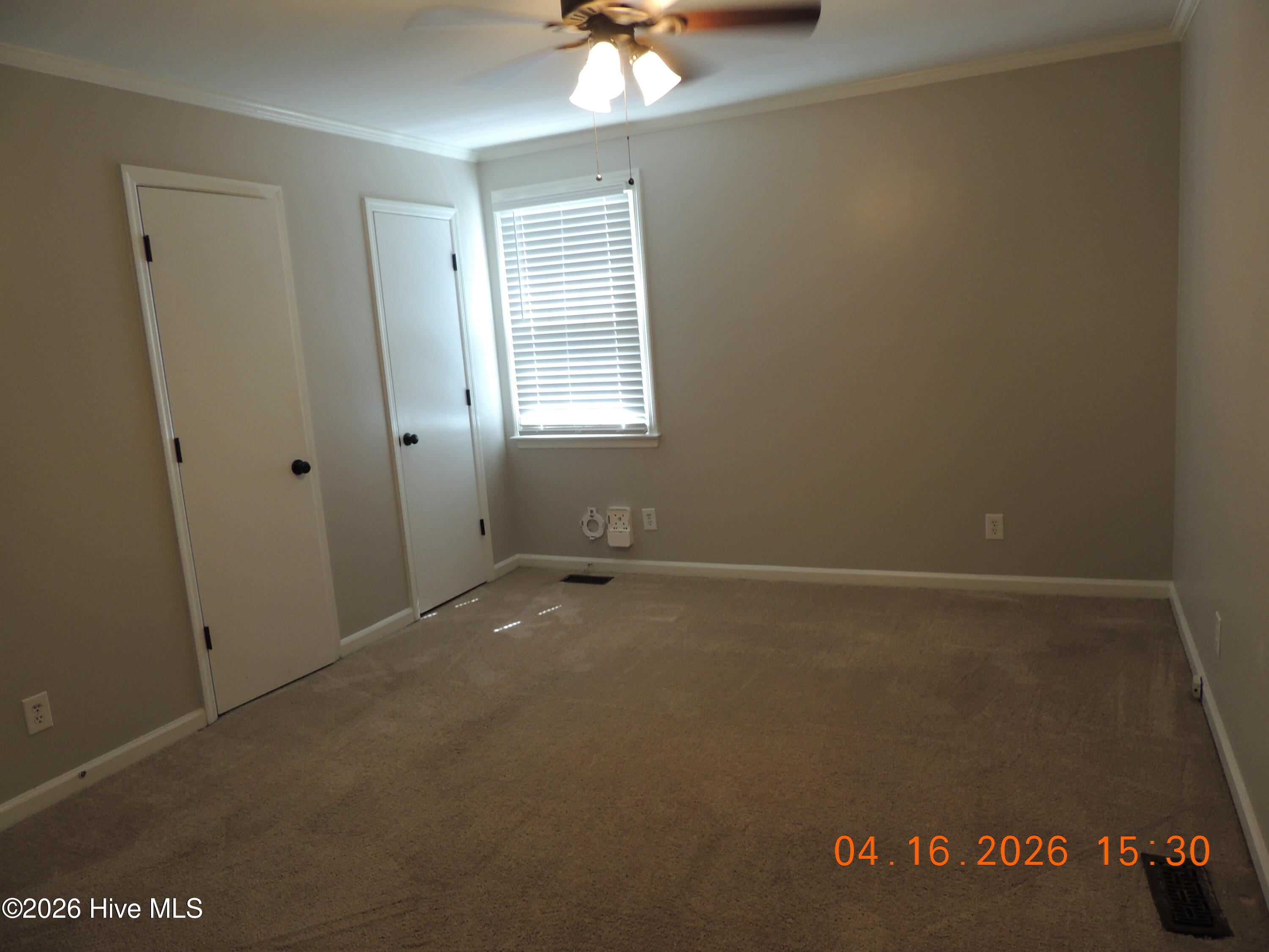 100565654 | Photo 27