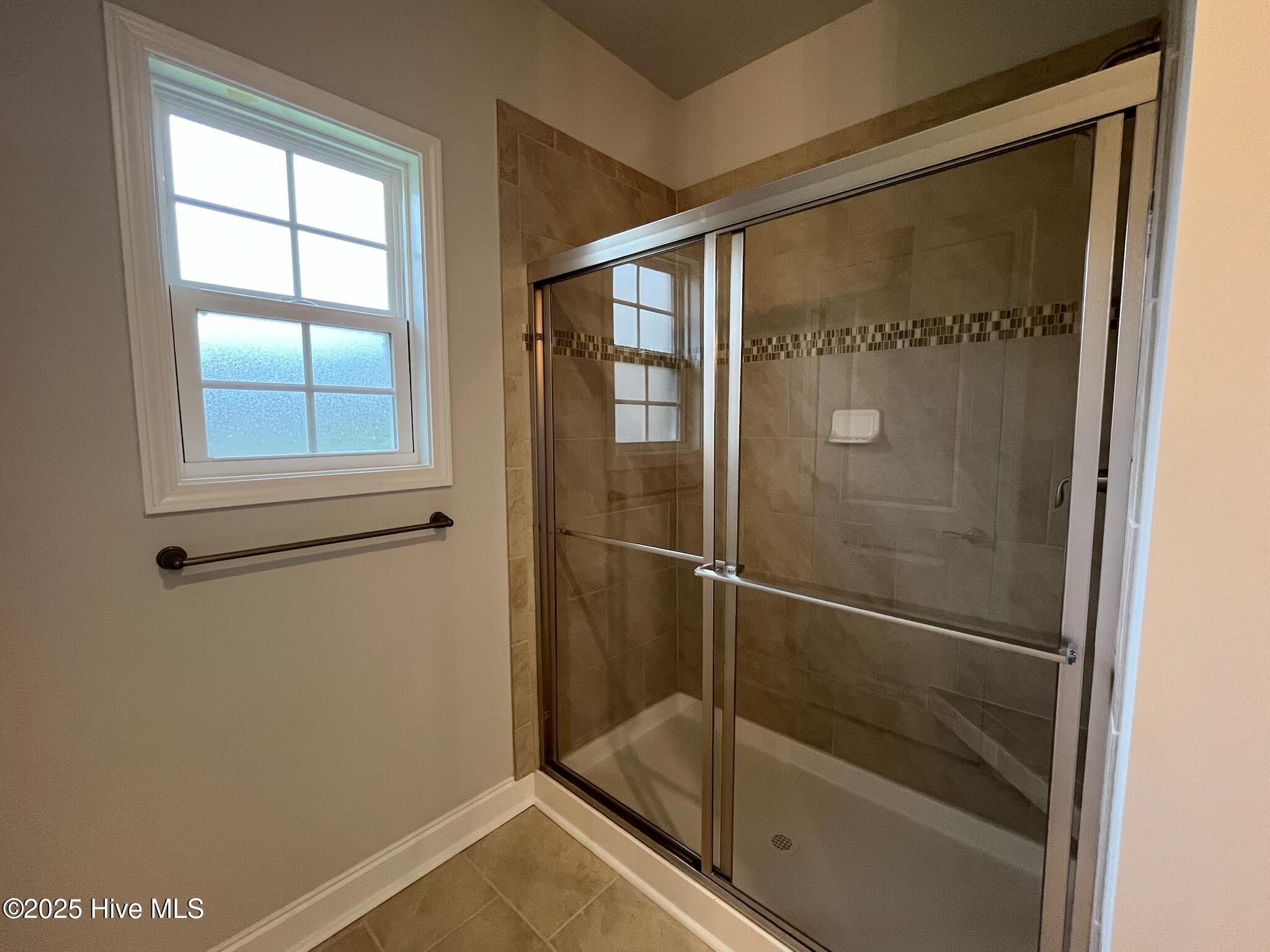 100456477 | Photo 24