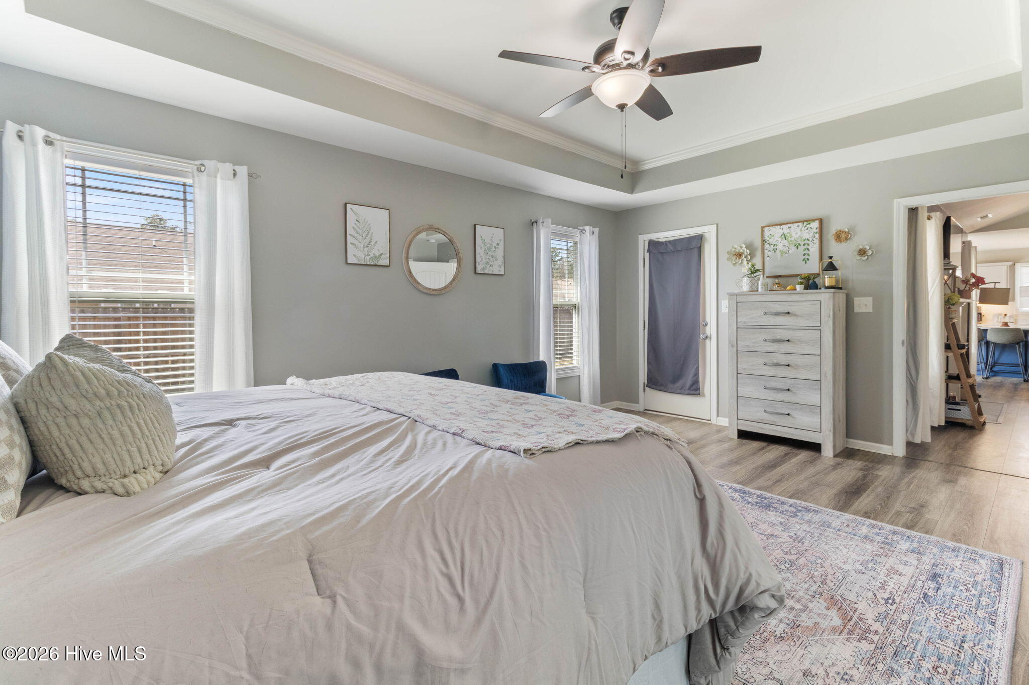 100556035 | Photo 18