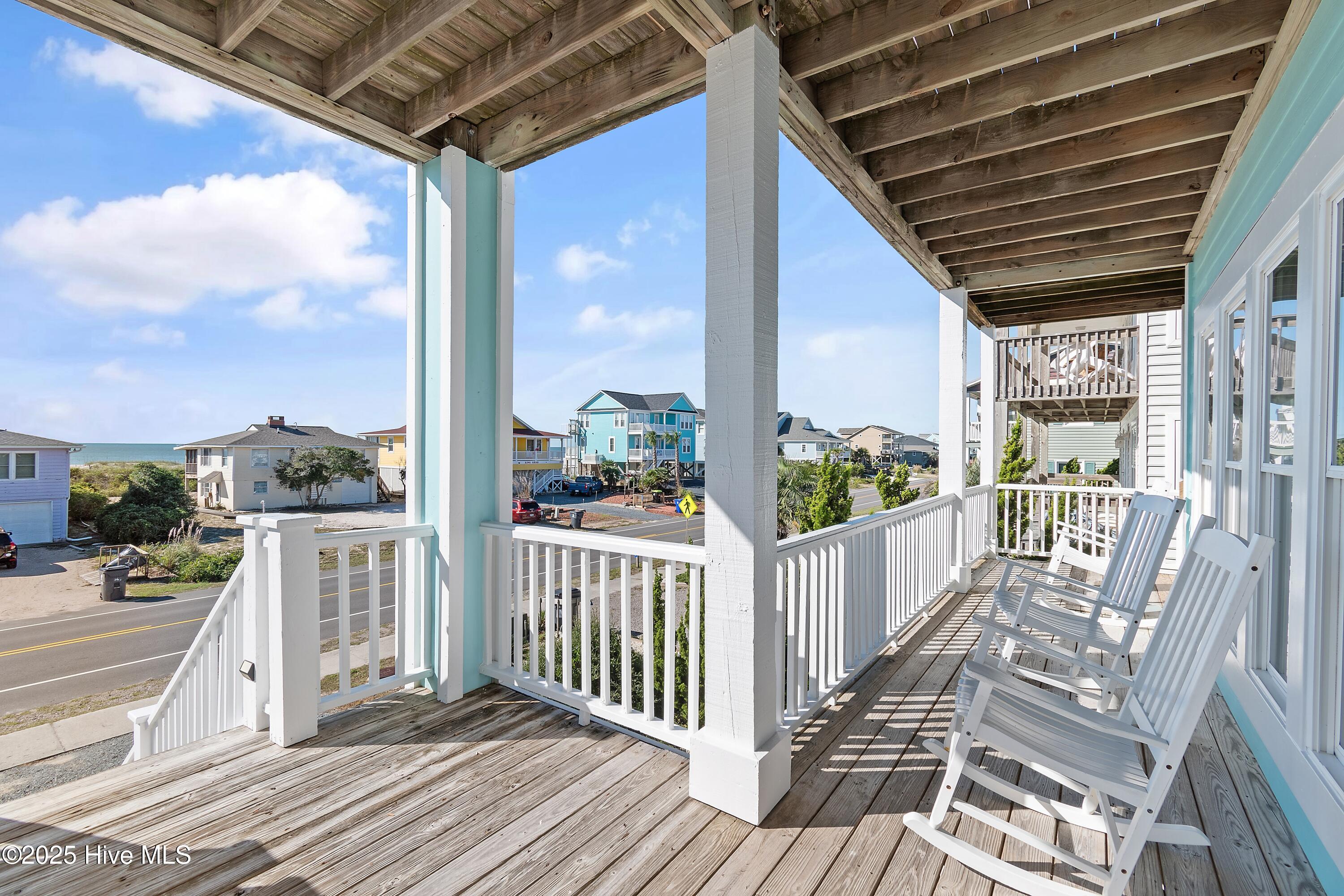 100536498 | Photo 16