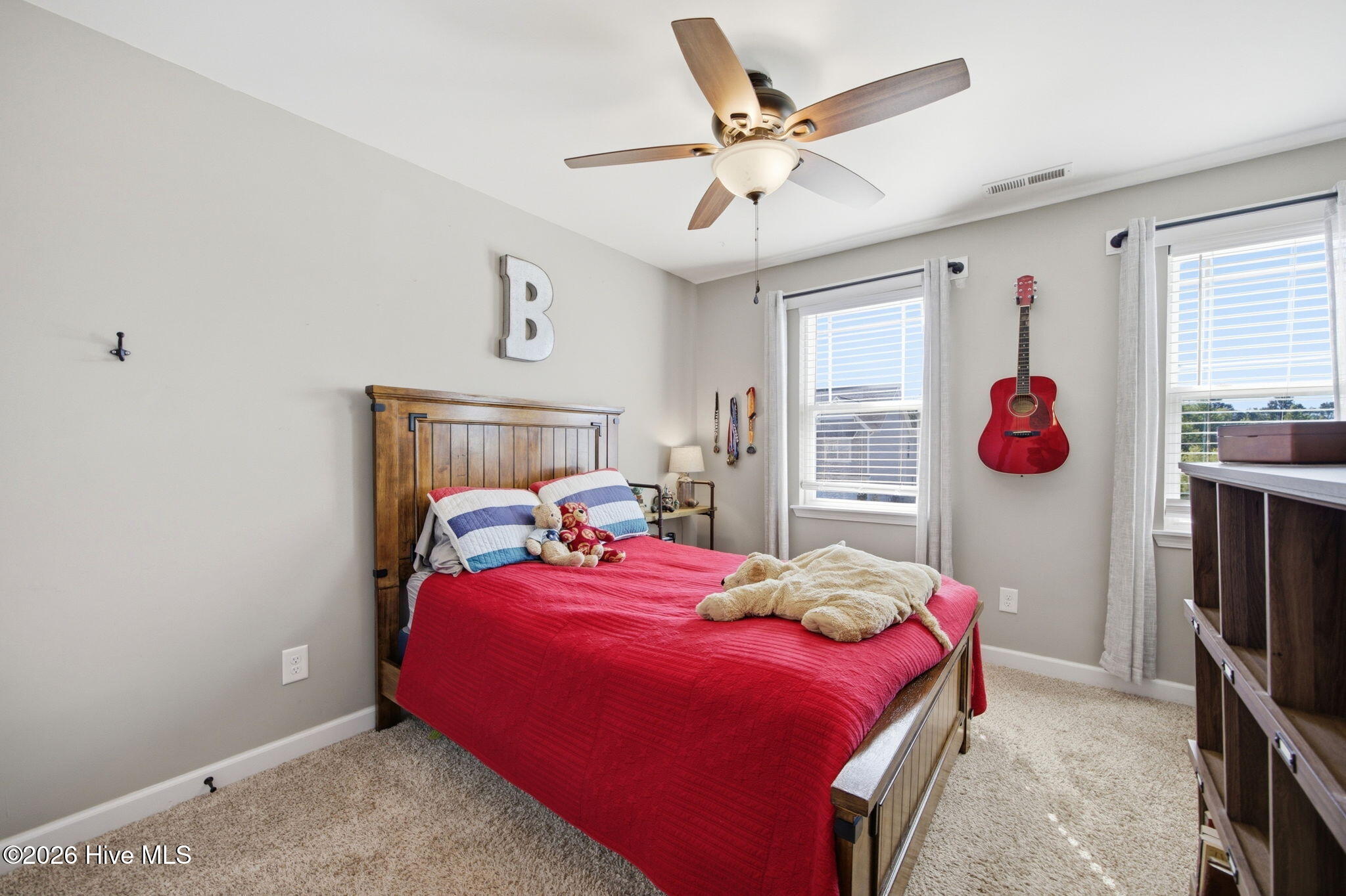 100570576 | Photo 28