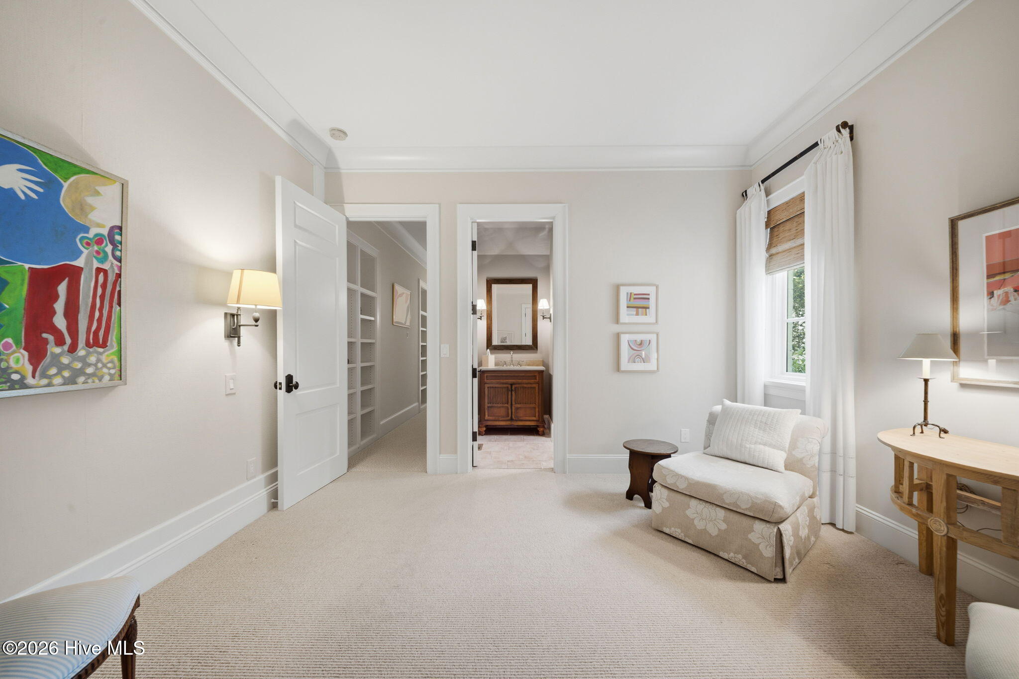 100570583 | Photo 32