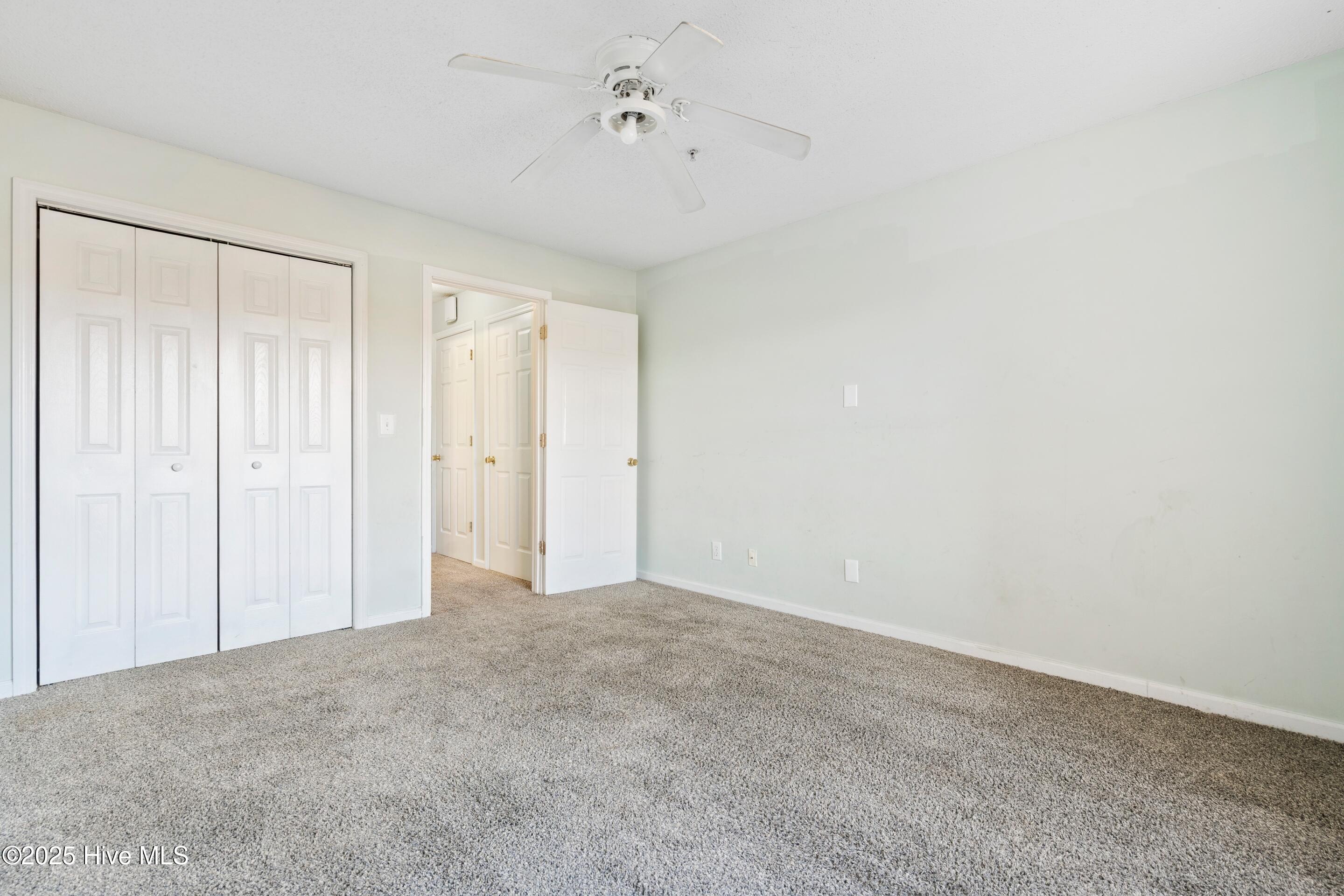 100545961 | Photo 27