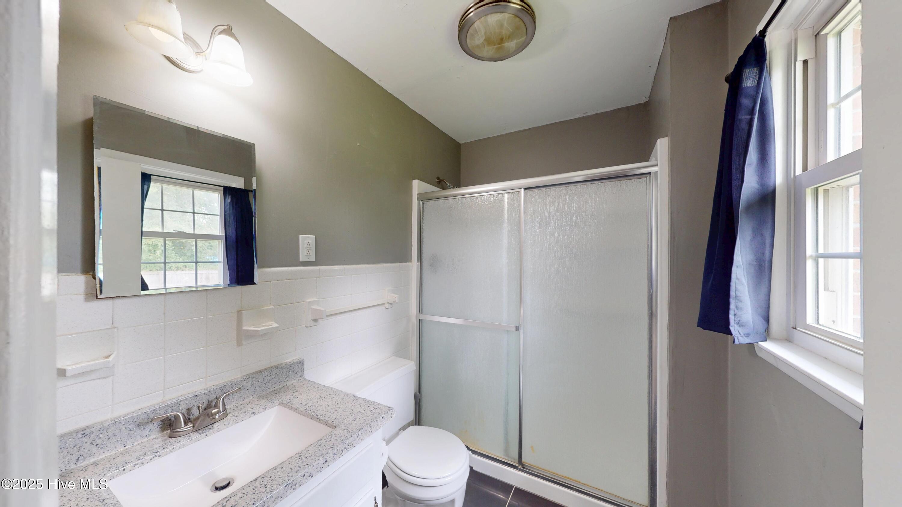 1023 Oak Drive, Jacksonville, NC 28546 – photo 16: Primary Bathroom